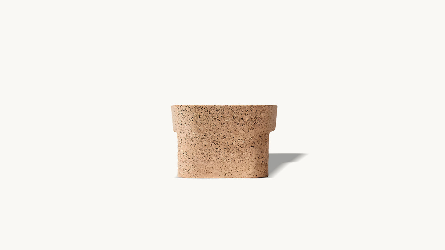Accanta Reading Table