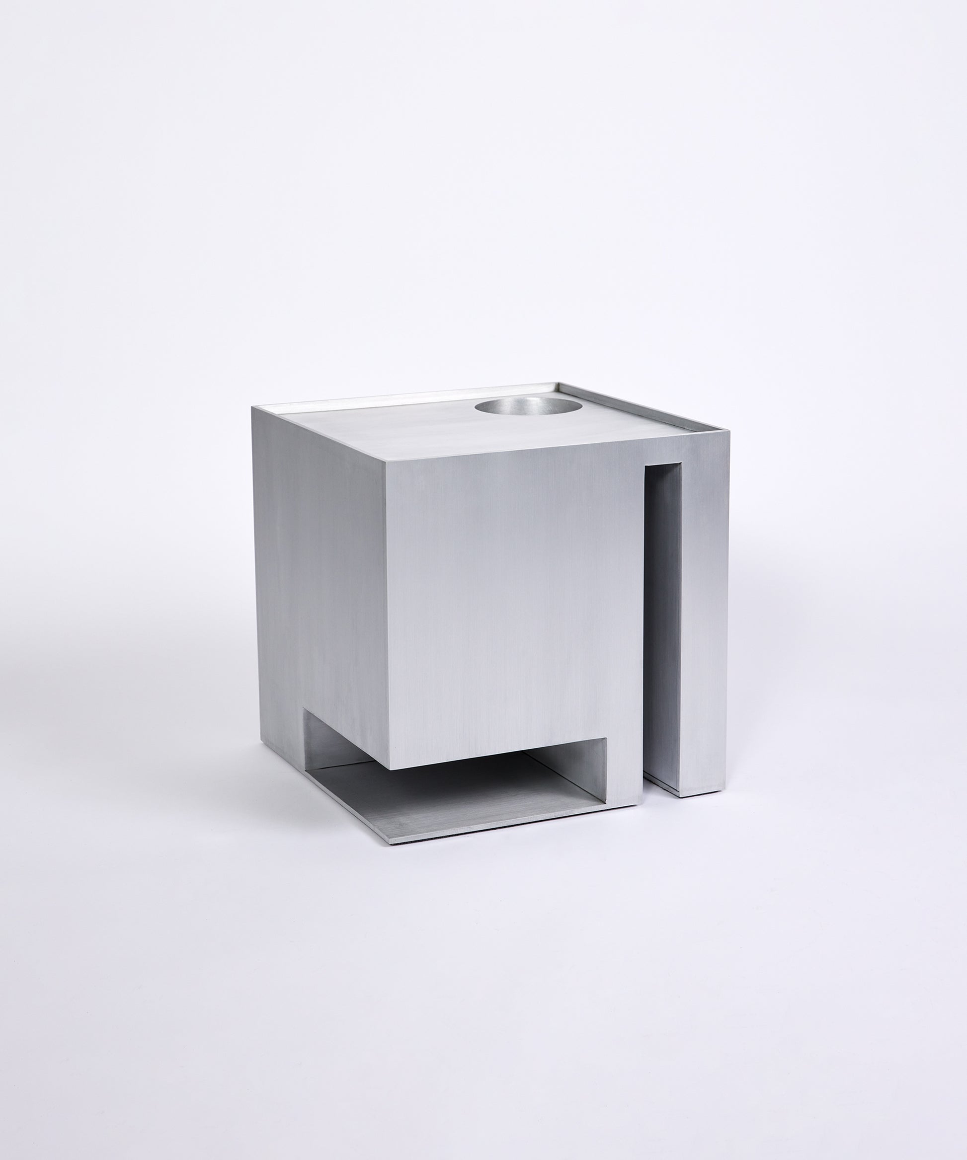 DW-1-dwell-side-table-02