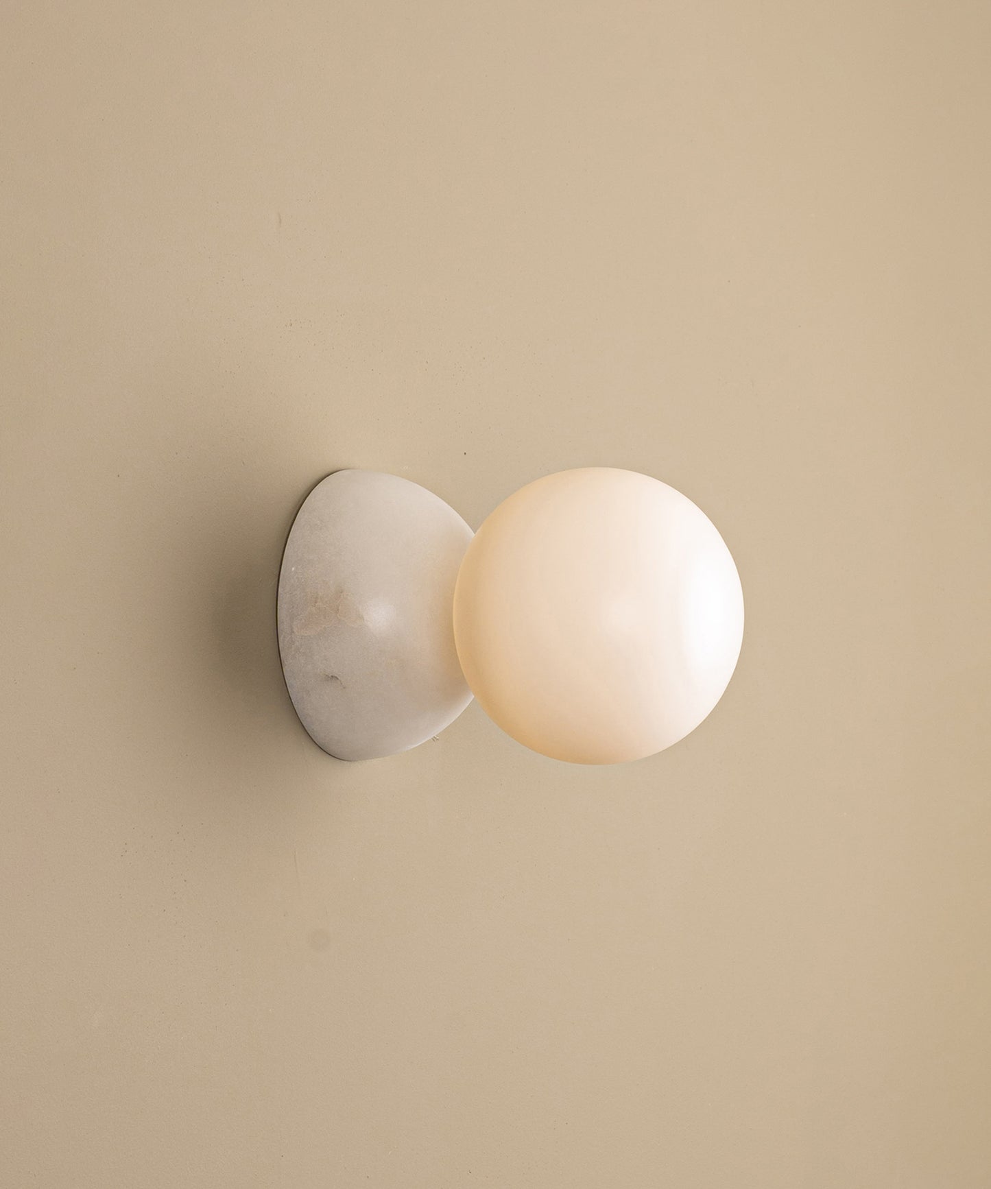 Eklipso Sconce