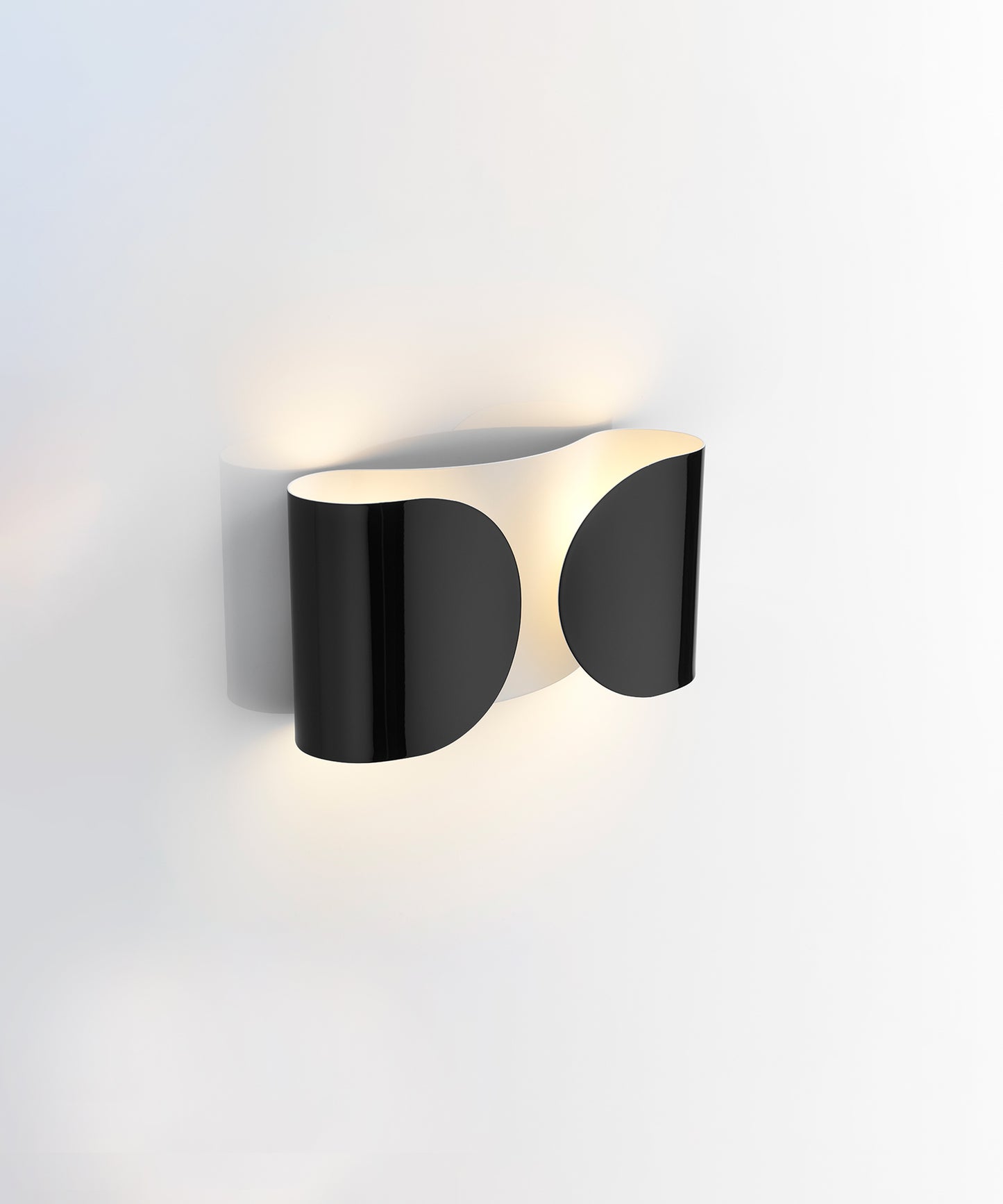 Foglio Wall Lamp