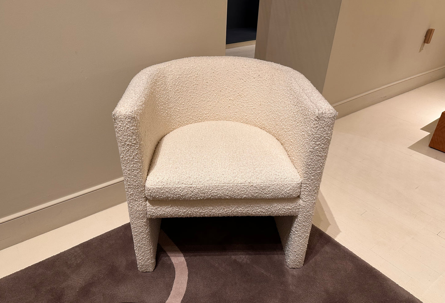 Arc Armchair, Ivory Boucle - Sample