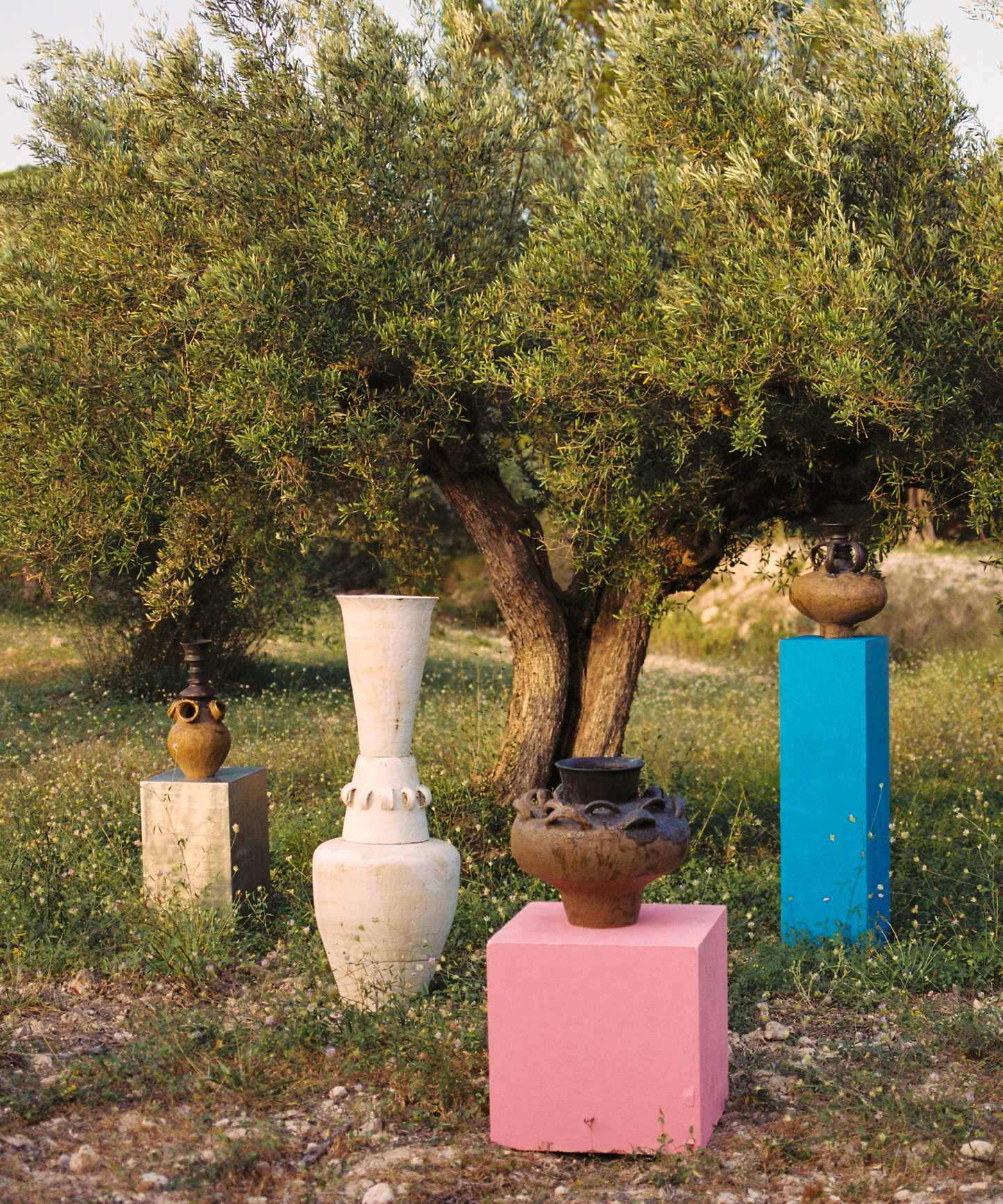FIG 10 VASE