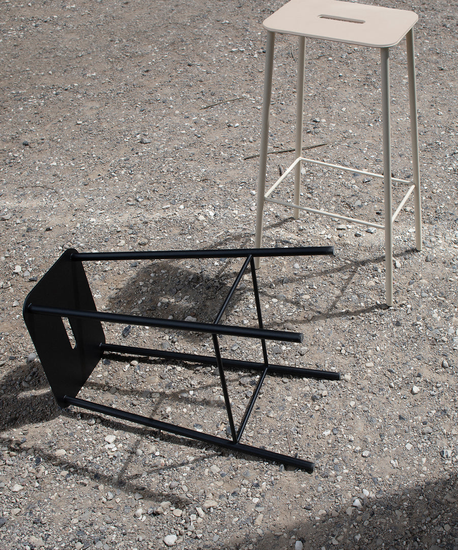 Adam Stool Mono