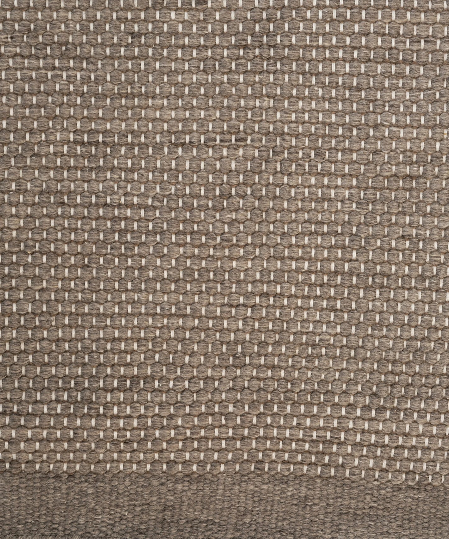 Adonic Mist in Earth