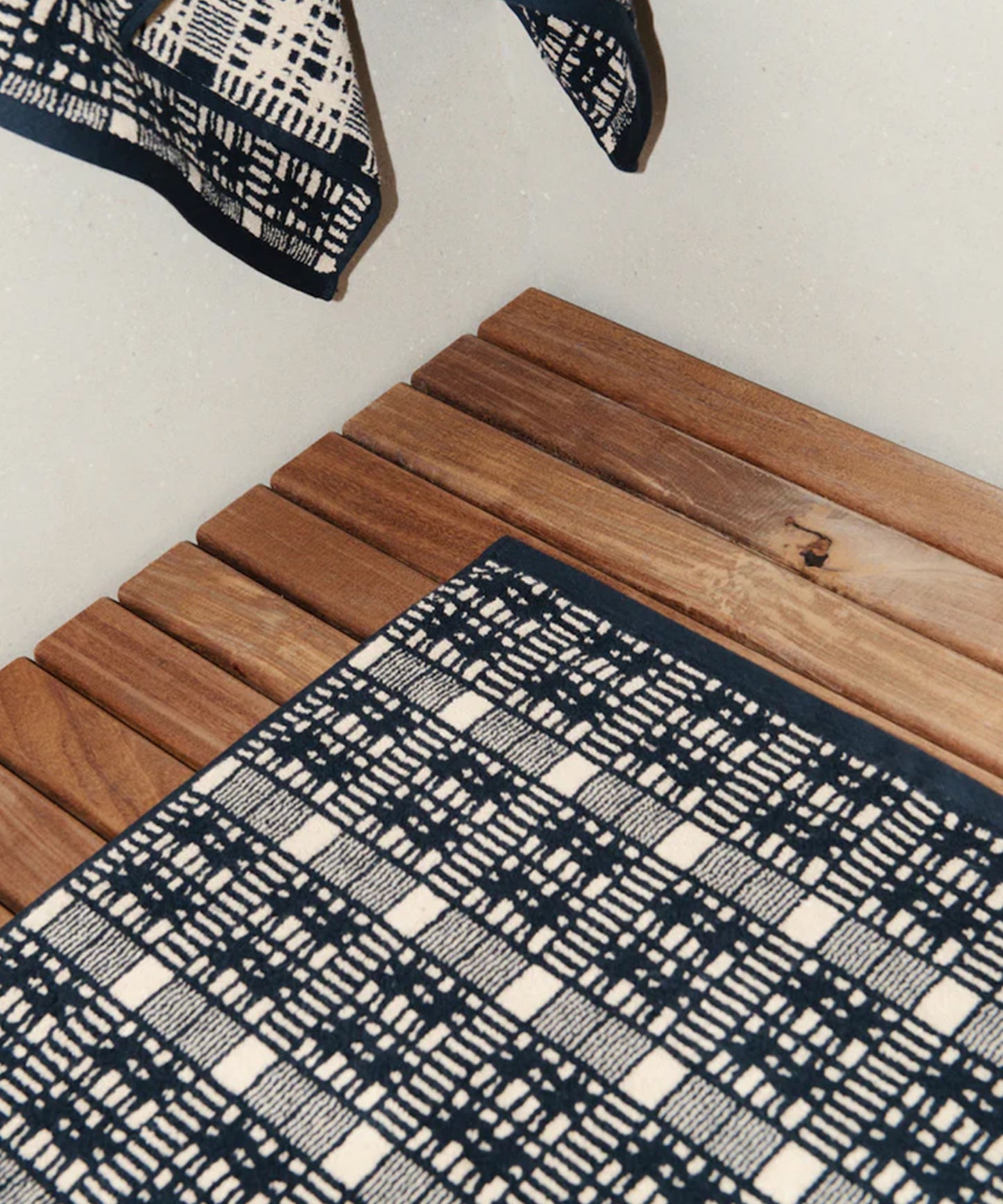Alma Bath Mat