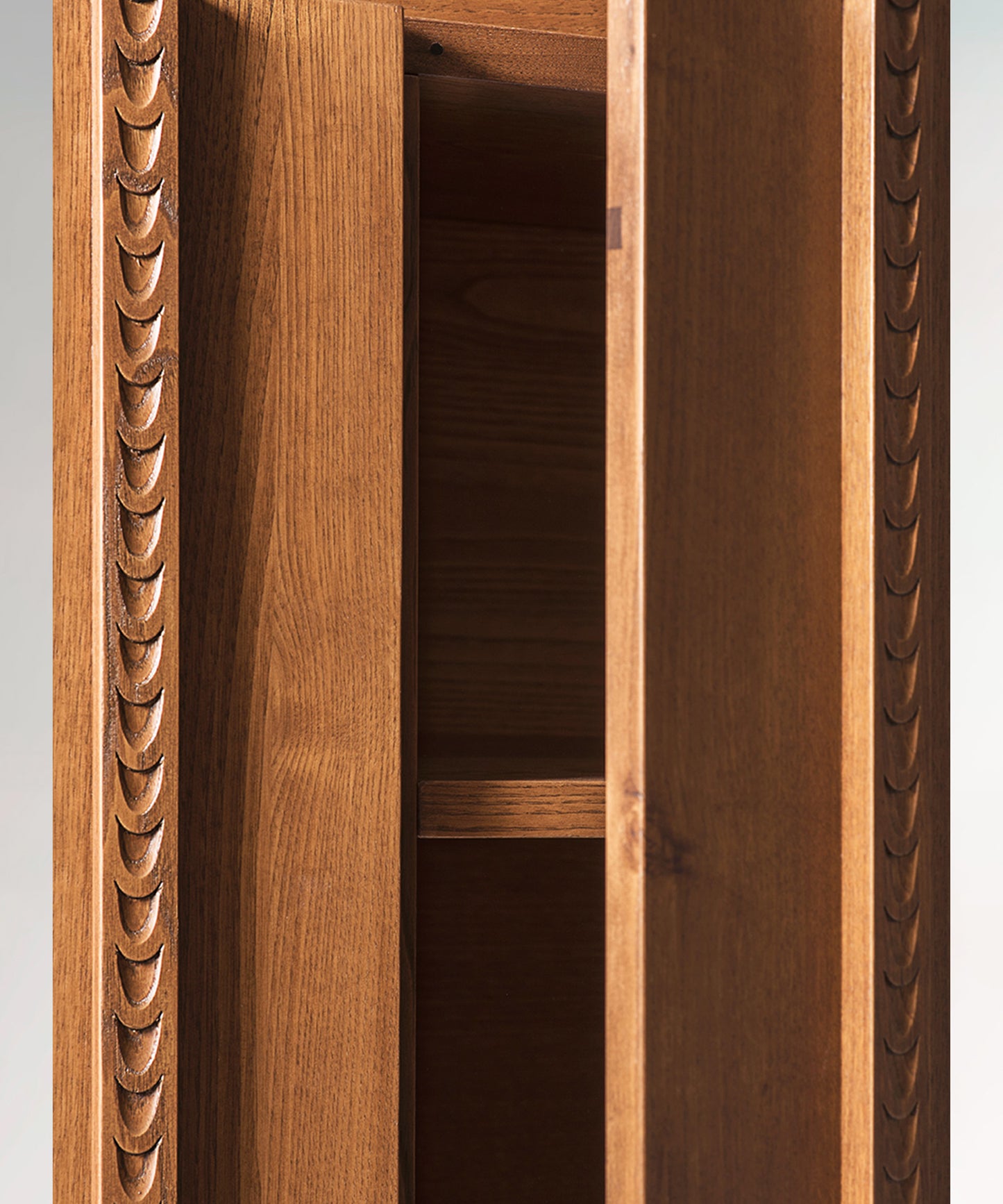 Ancas Credenza