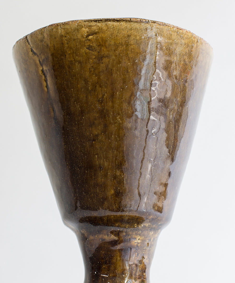 arq-008-stoneware-vase-03