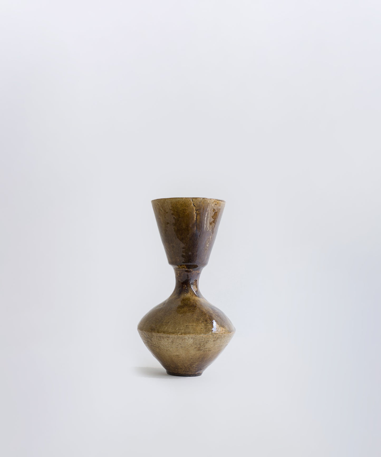 arq-008-stoneware-vase-ARQ-008
