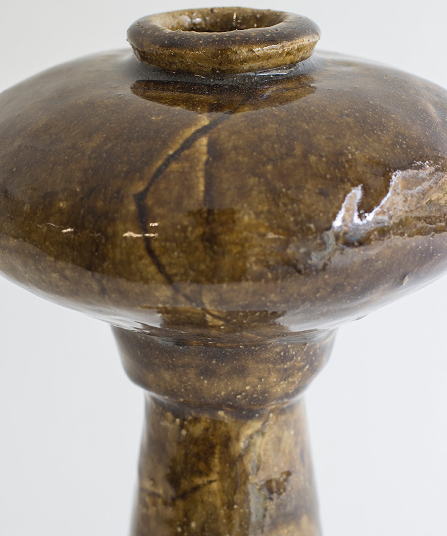 arq-009-stoneware-vase-02
