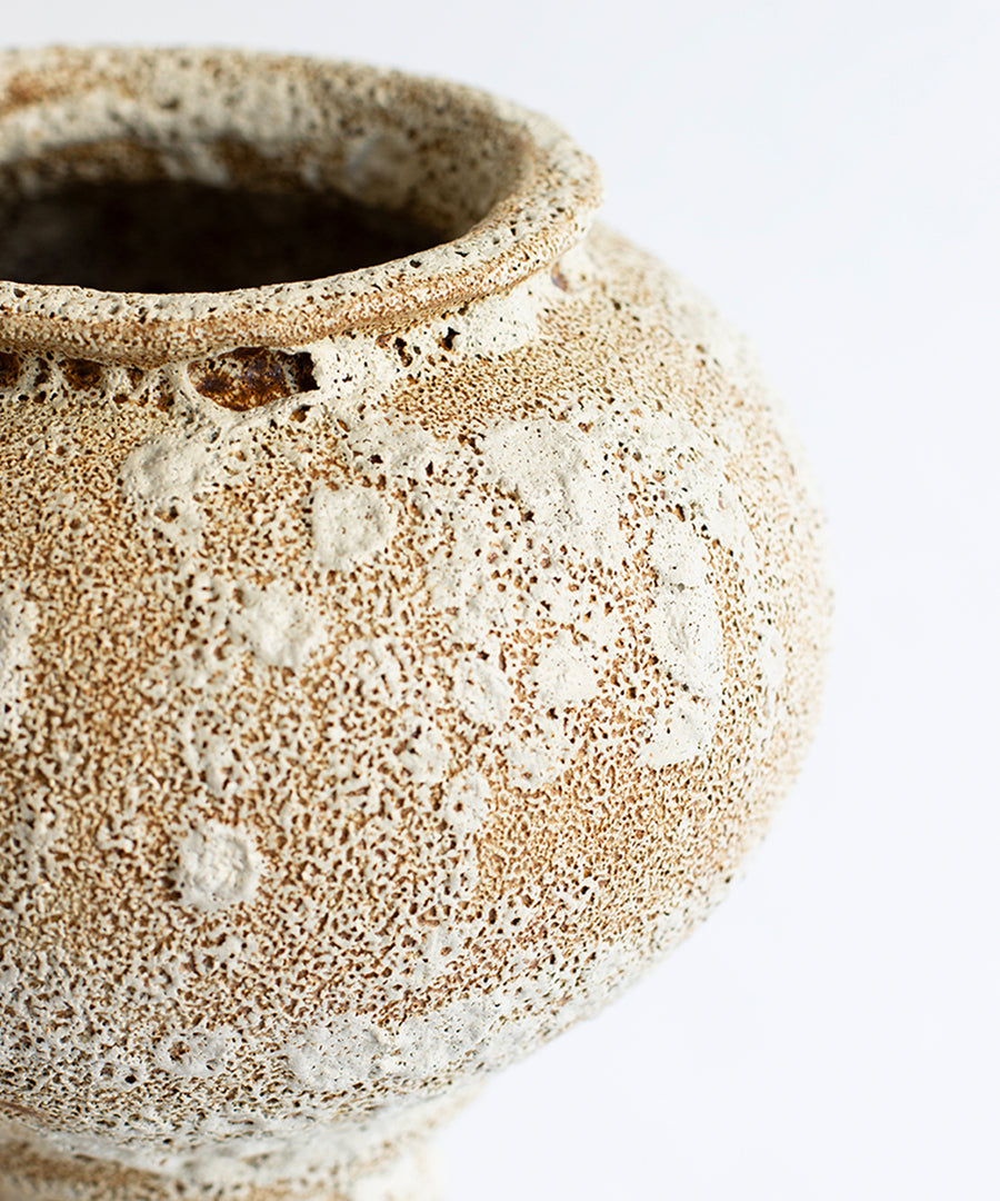 Arq 012 Stoneware Vase