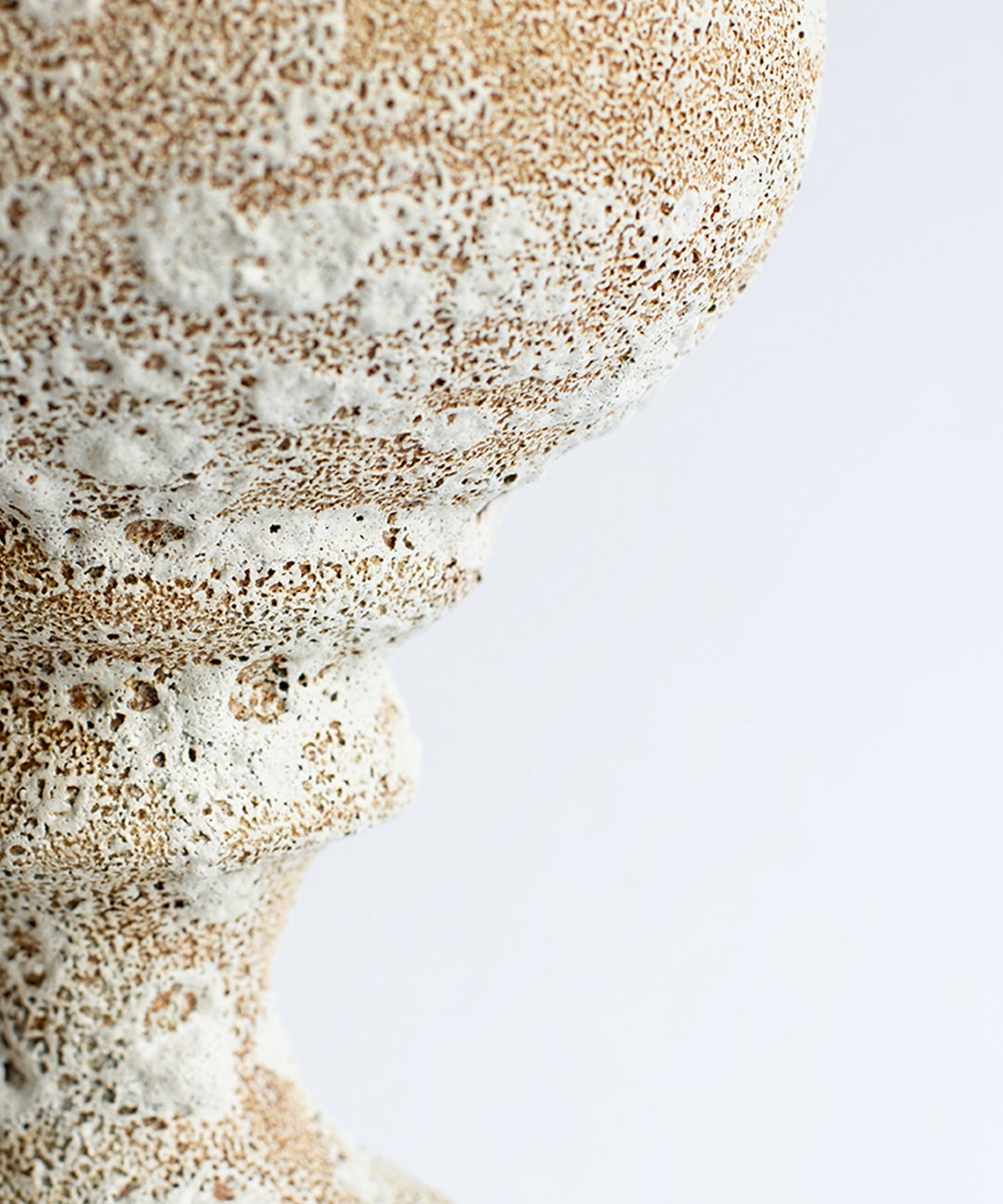 arq-012-stoneware-vase-02