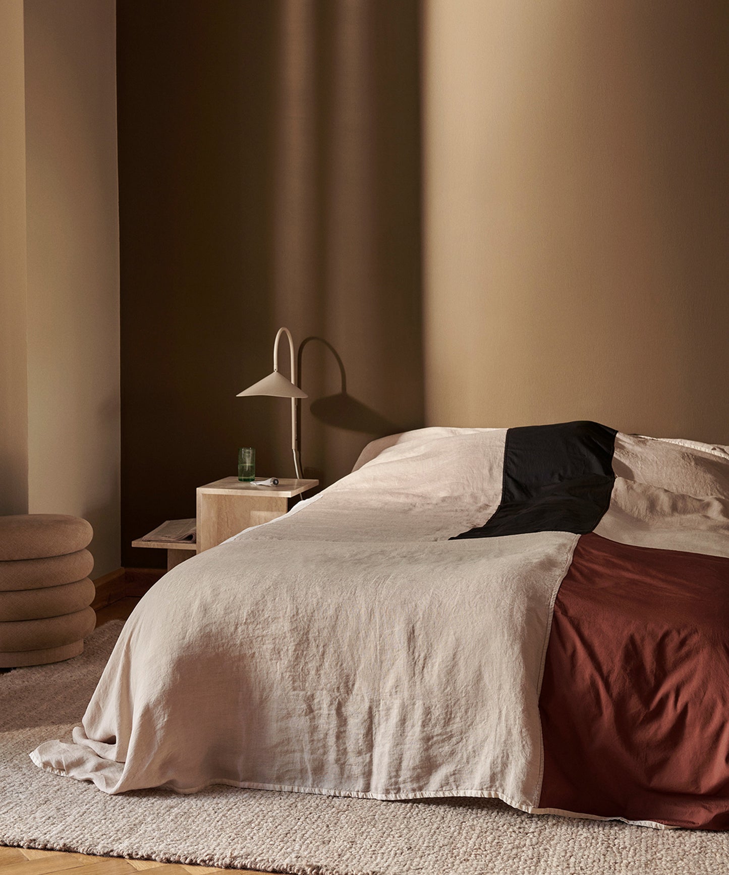 Arum Swivel Wall Lamp