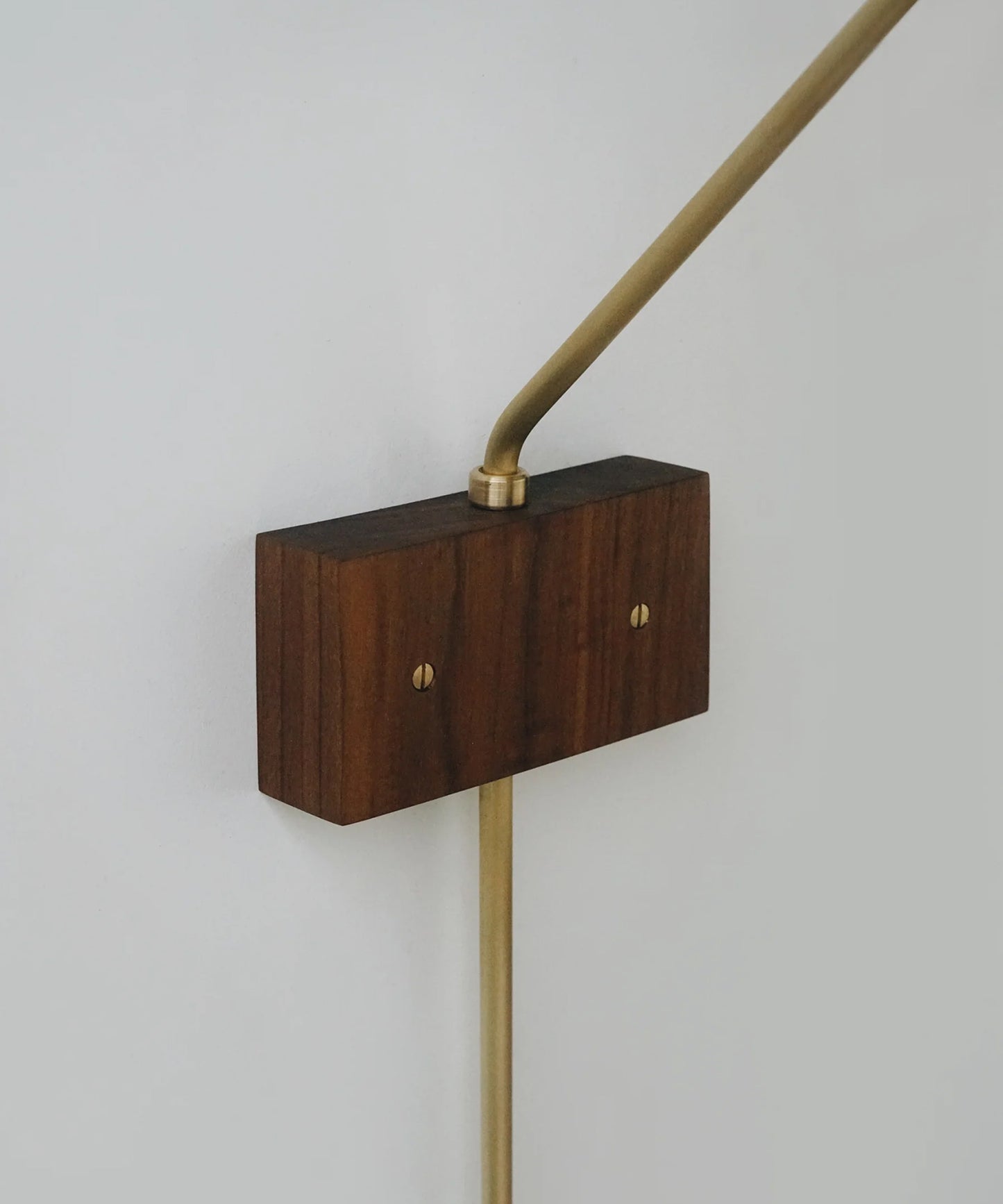 Atlas Sconce