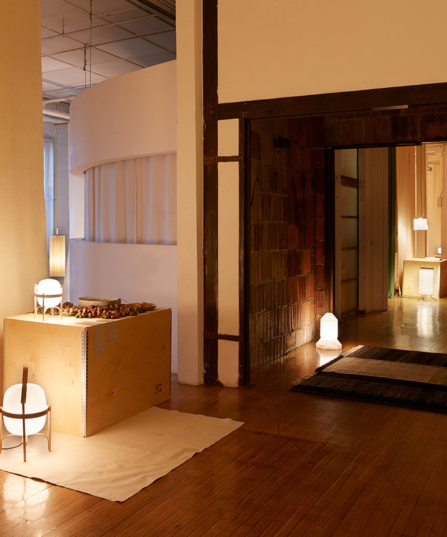 Babel Table Lamp