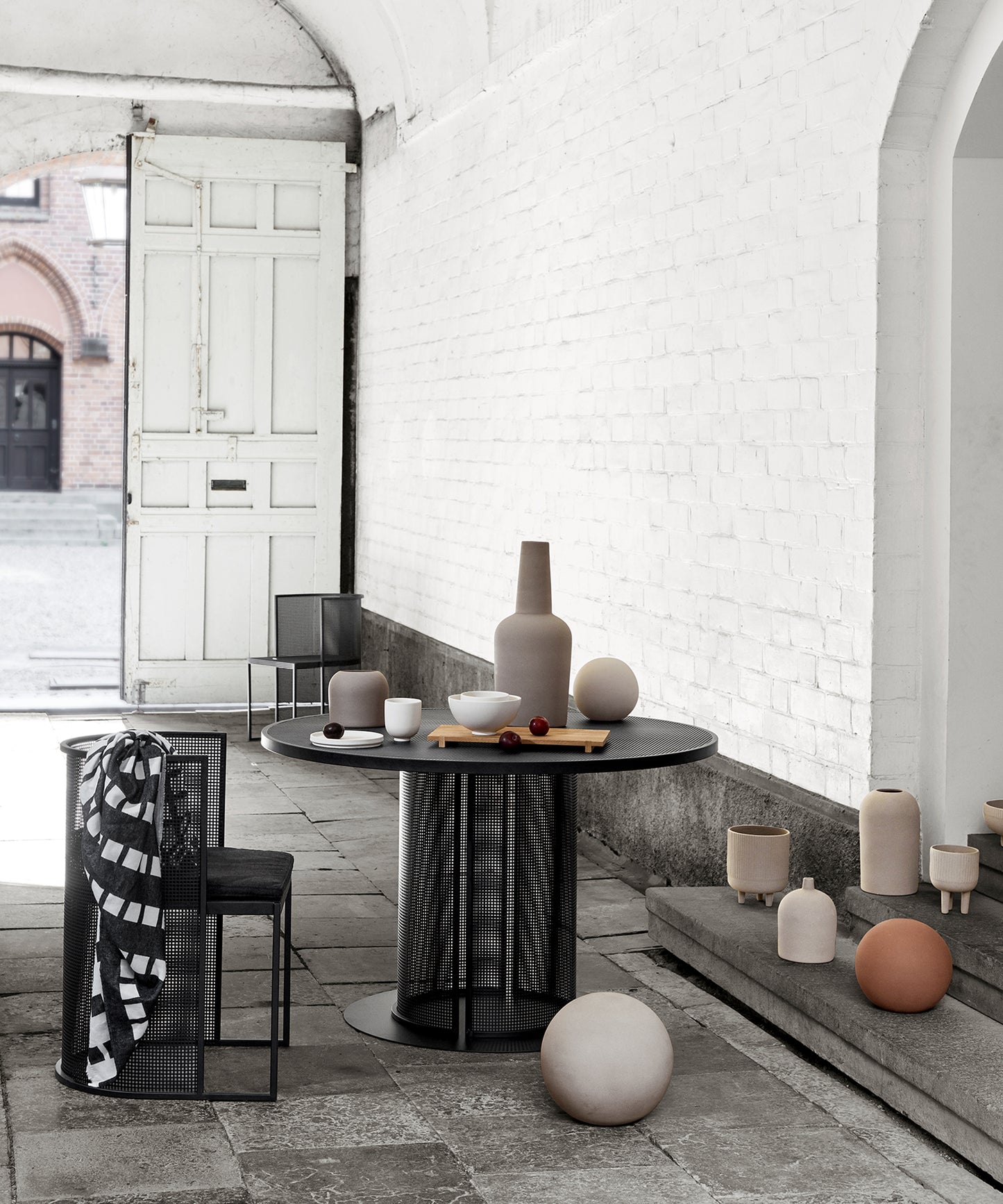Bauhaus Dining Table