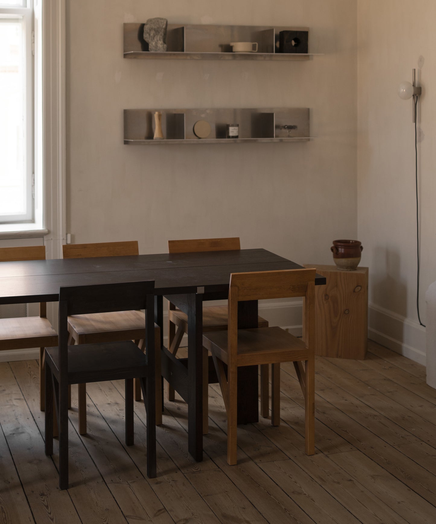 bracket-chair-14