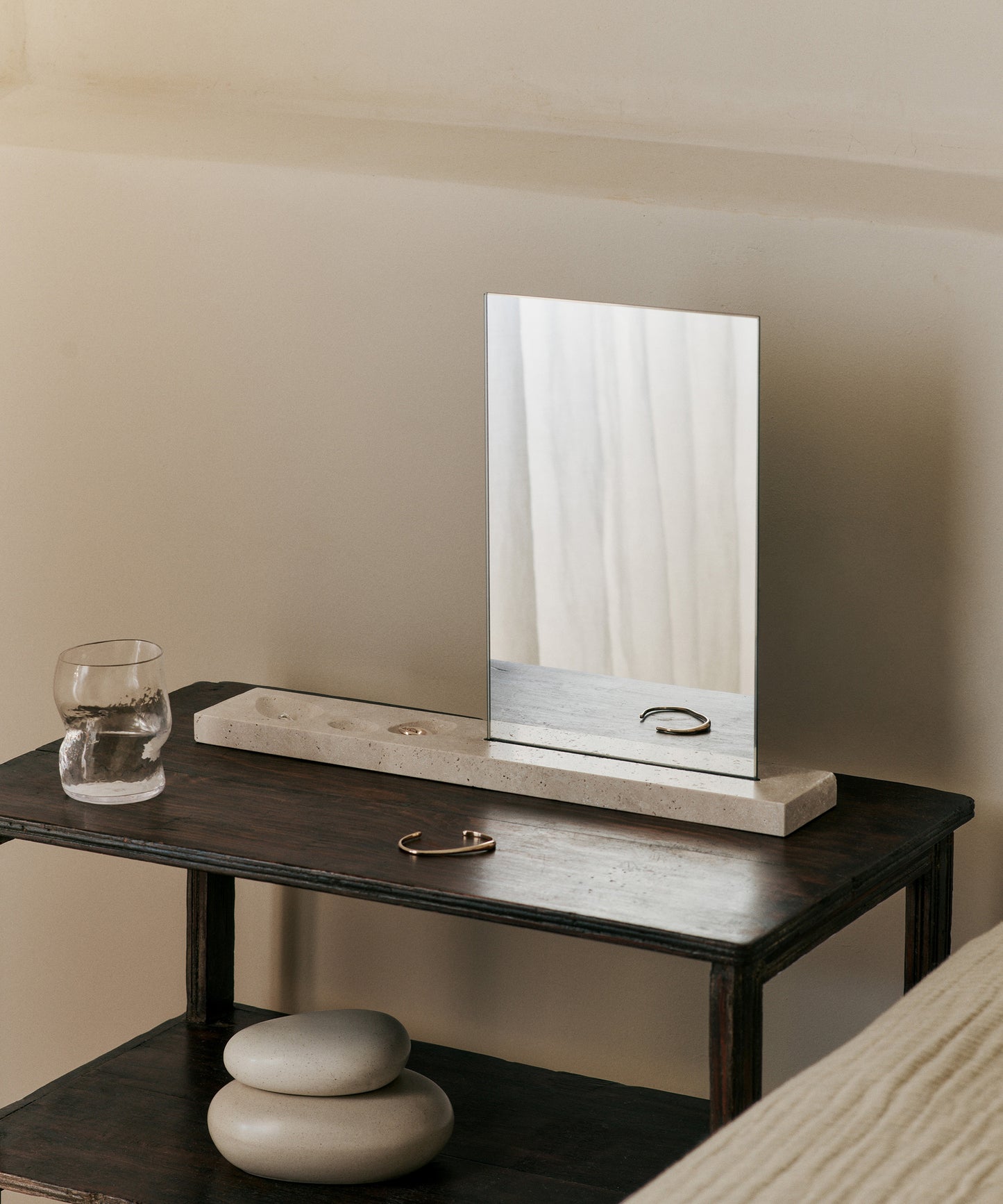 Caseta Table Mirror