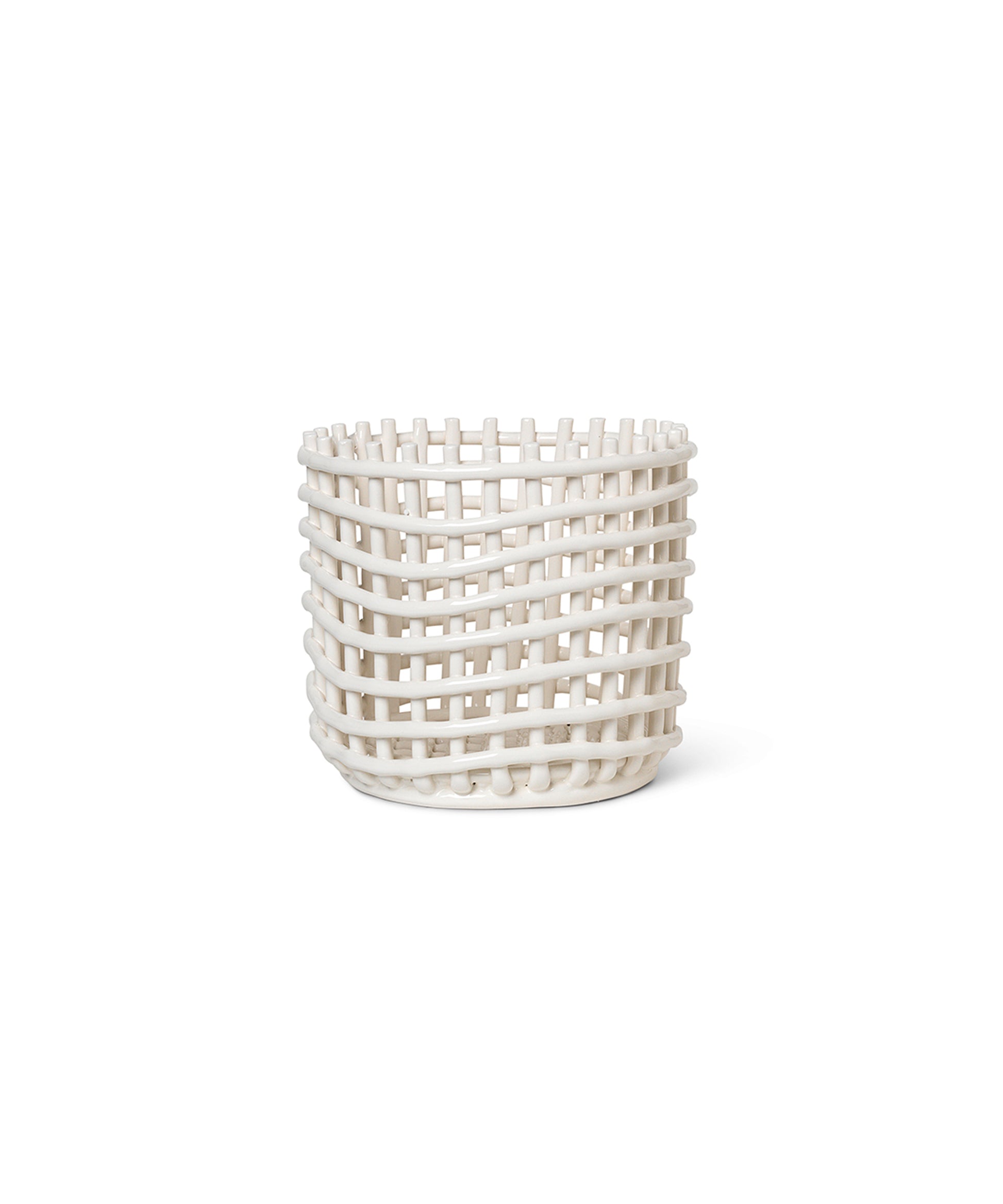 ceramic-basket-110134202