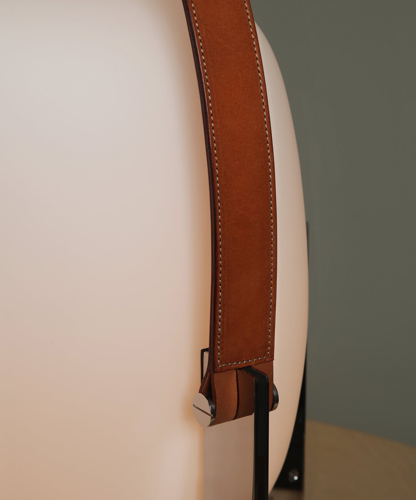 Cesta Metalica Table Lamp