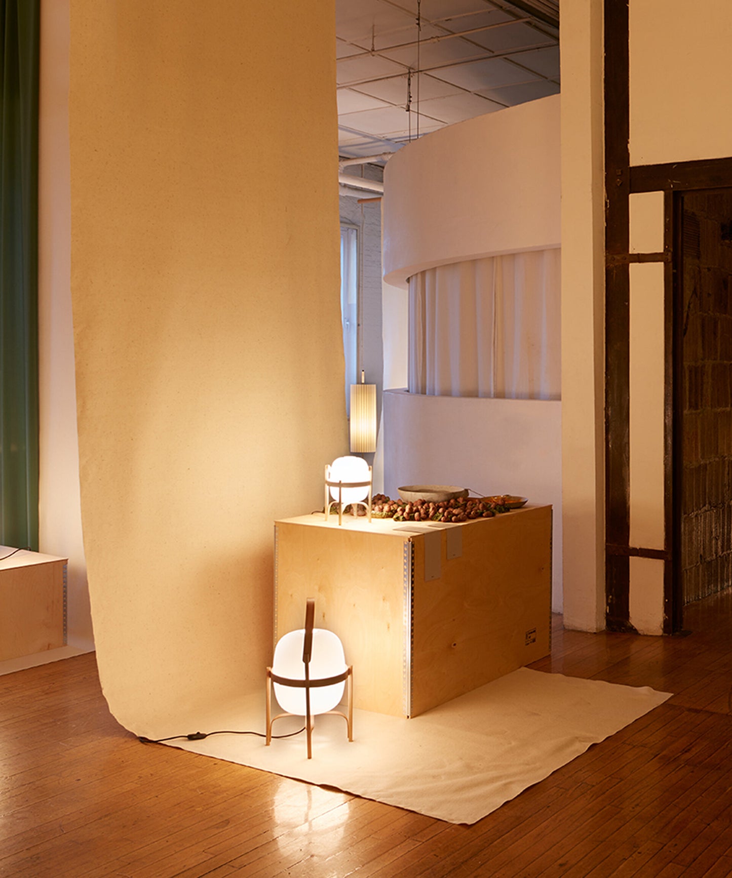 Cesta Table Lamp