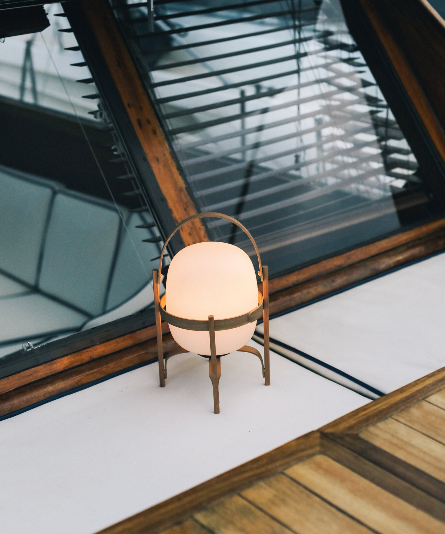 Cestita Bateria Table Lamp