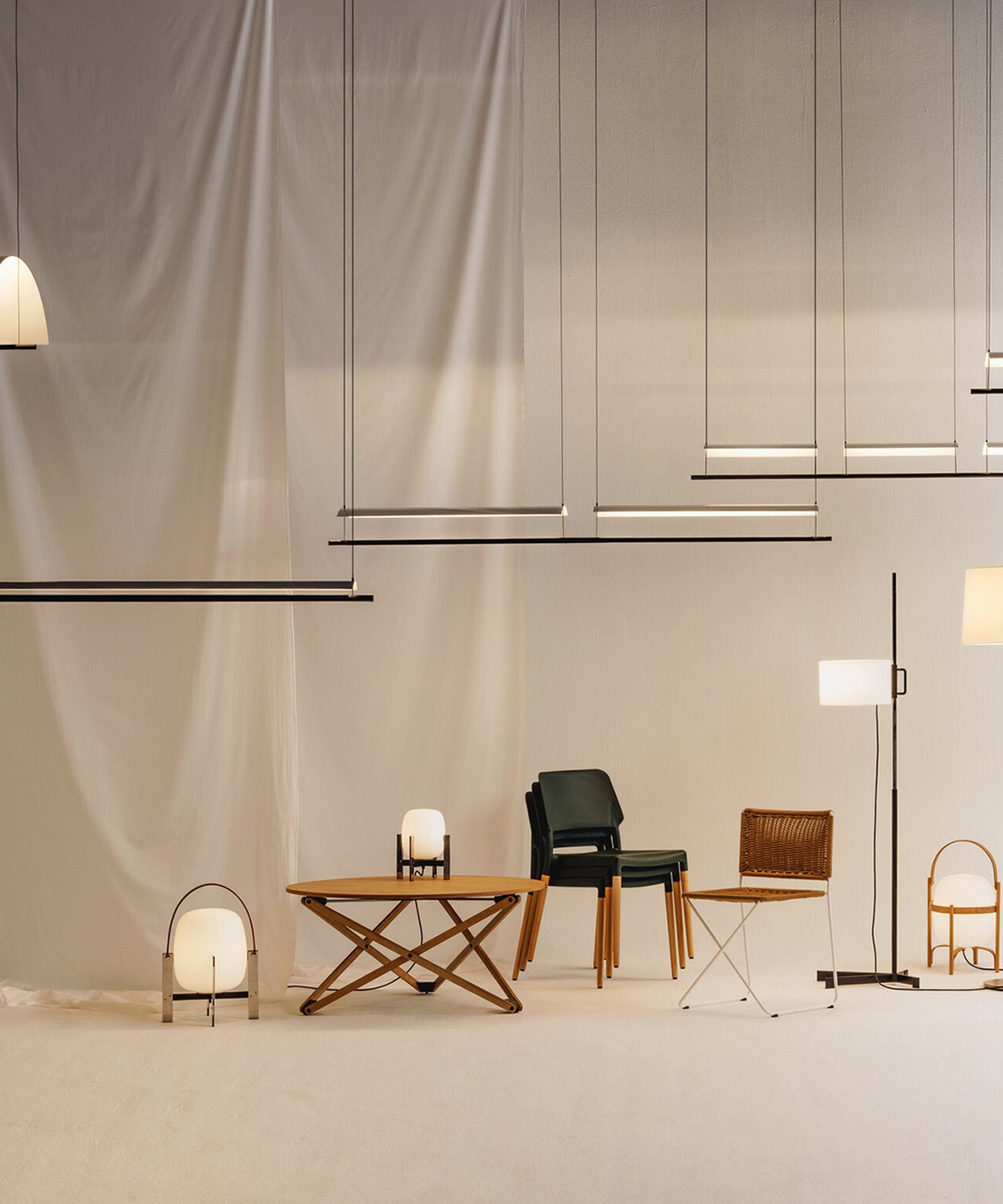 Cestita Metalica Table Lamp