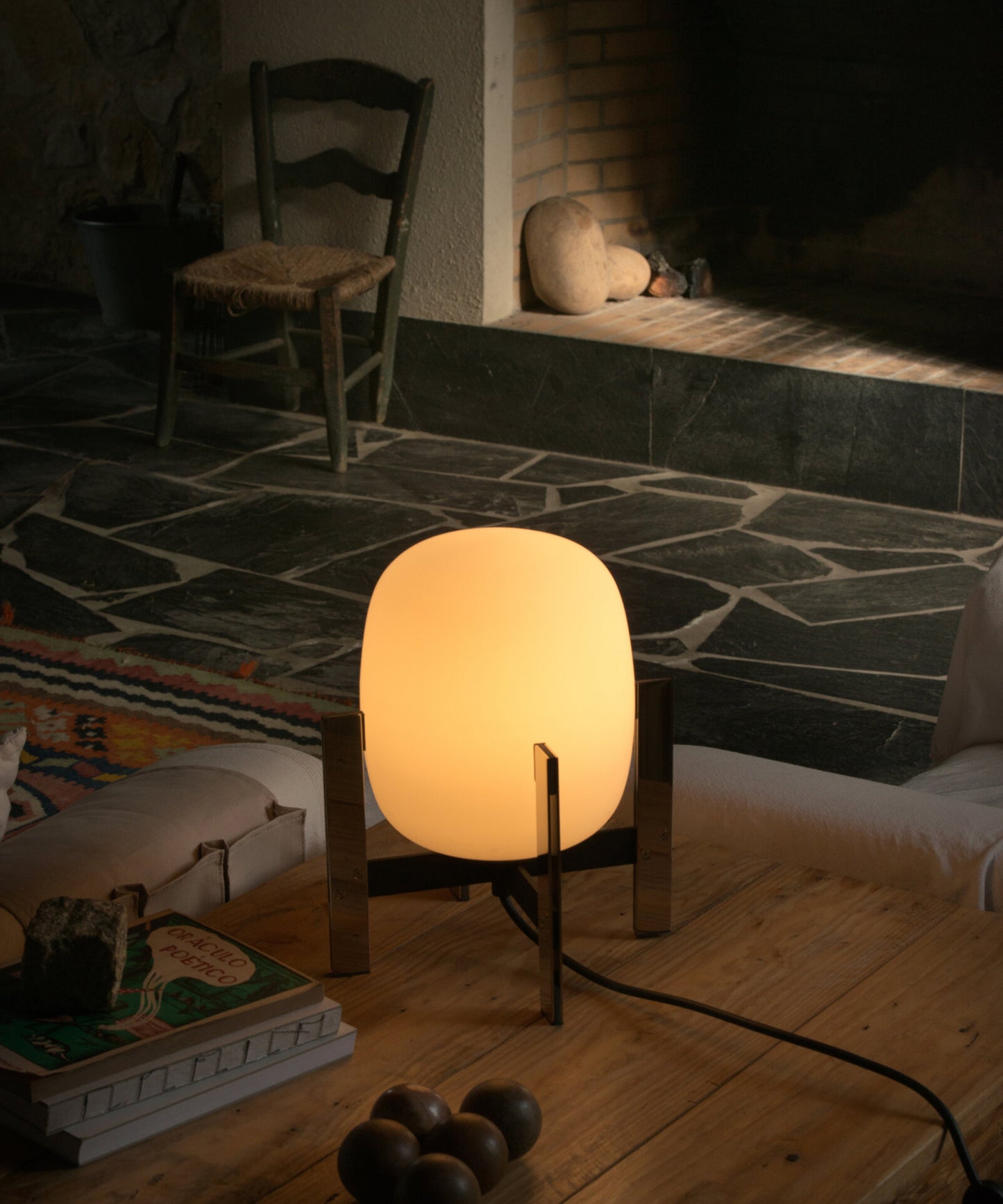 Cestita Metalica Table Lamp
