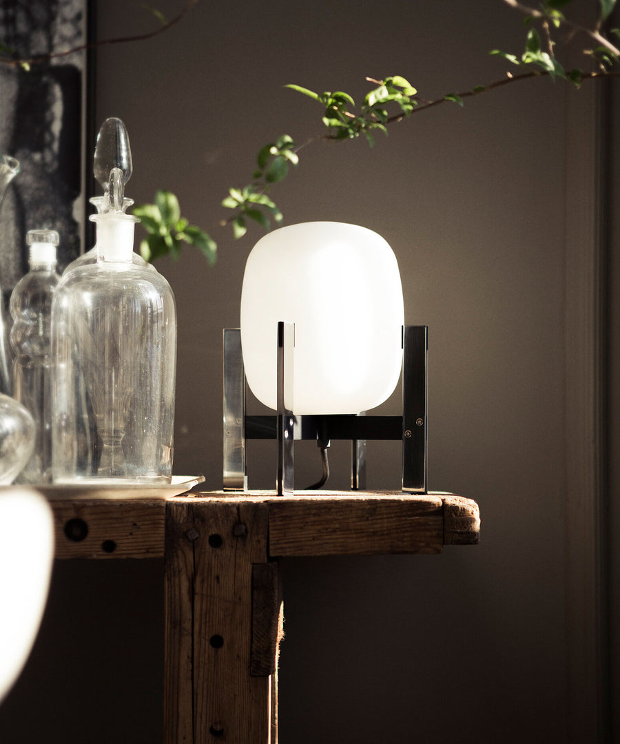 Cestita Metalica Table Lamp