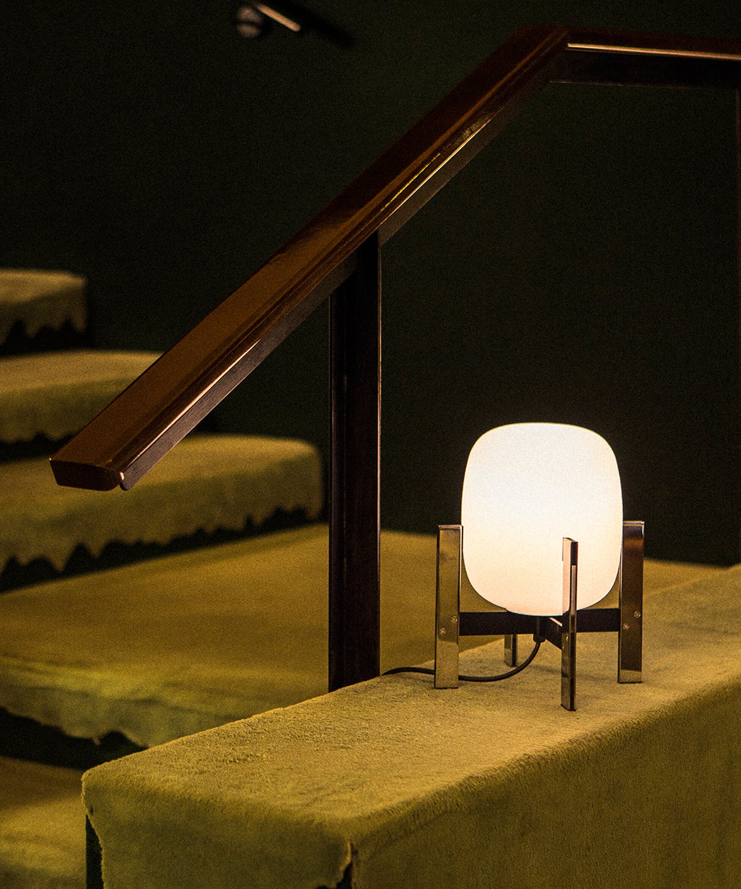 Cestita Metalica Table Lamp