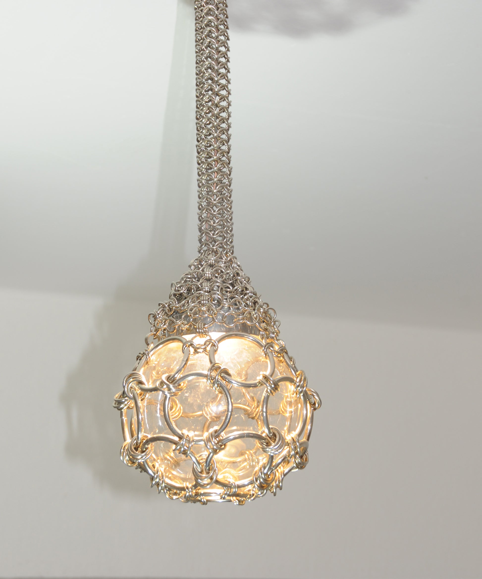 chainmail-dropplet-single-pendant-06