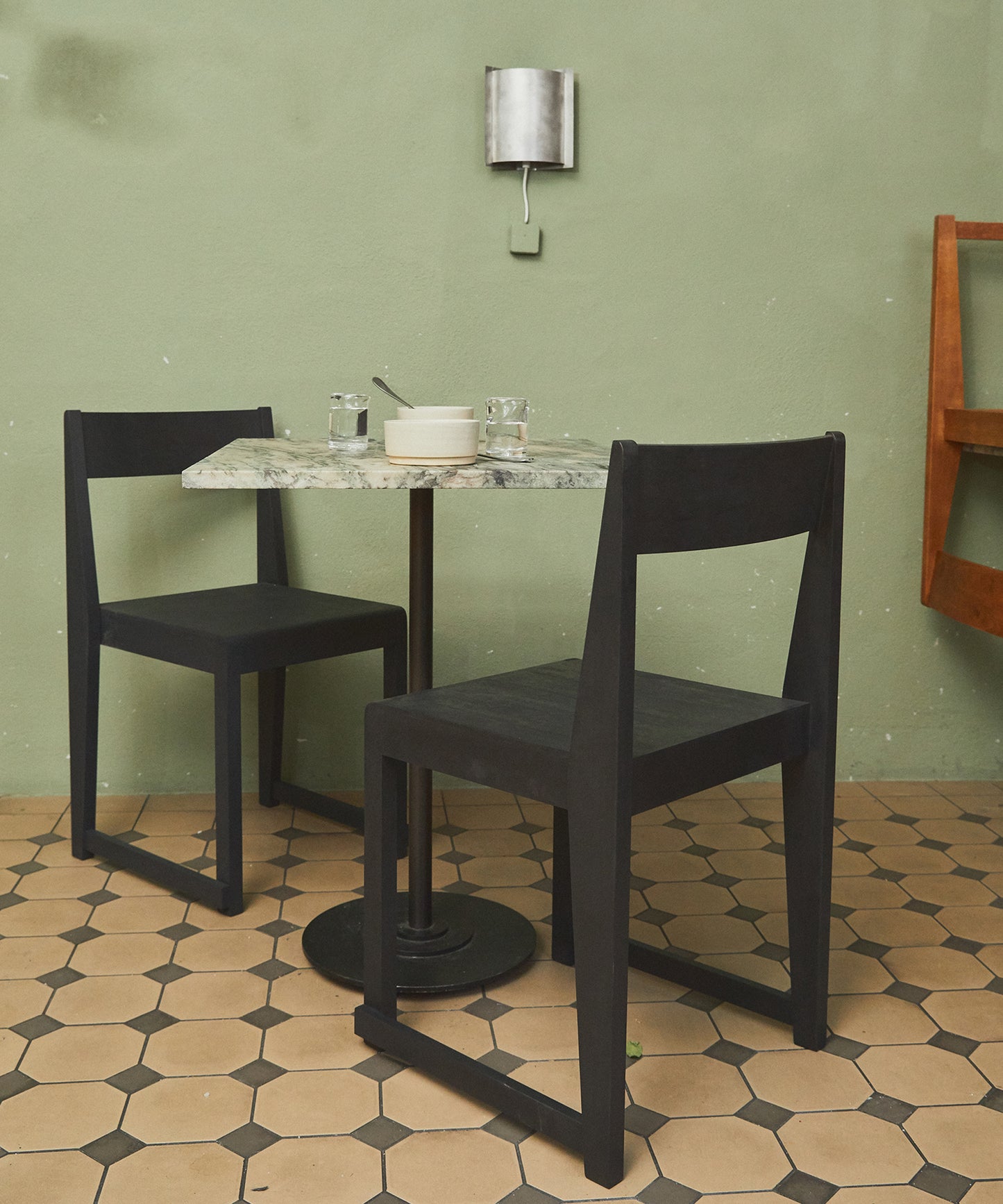 Chair 01