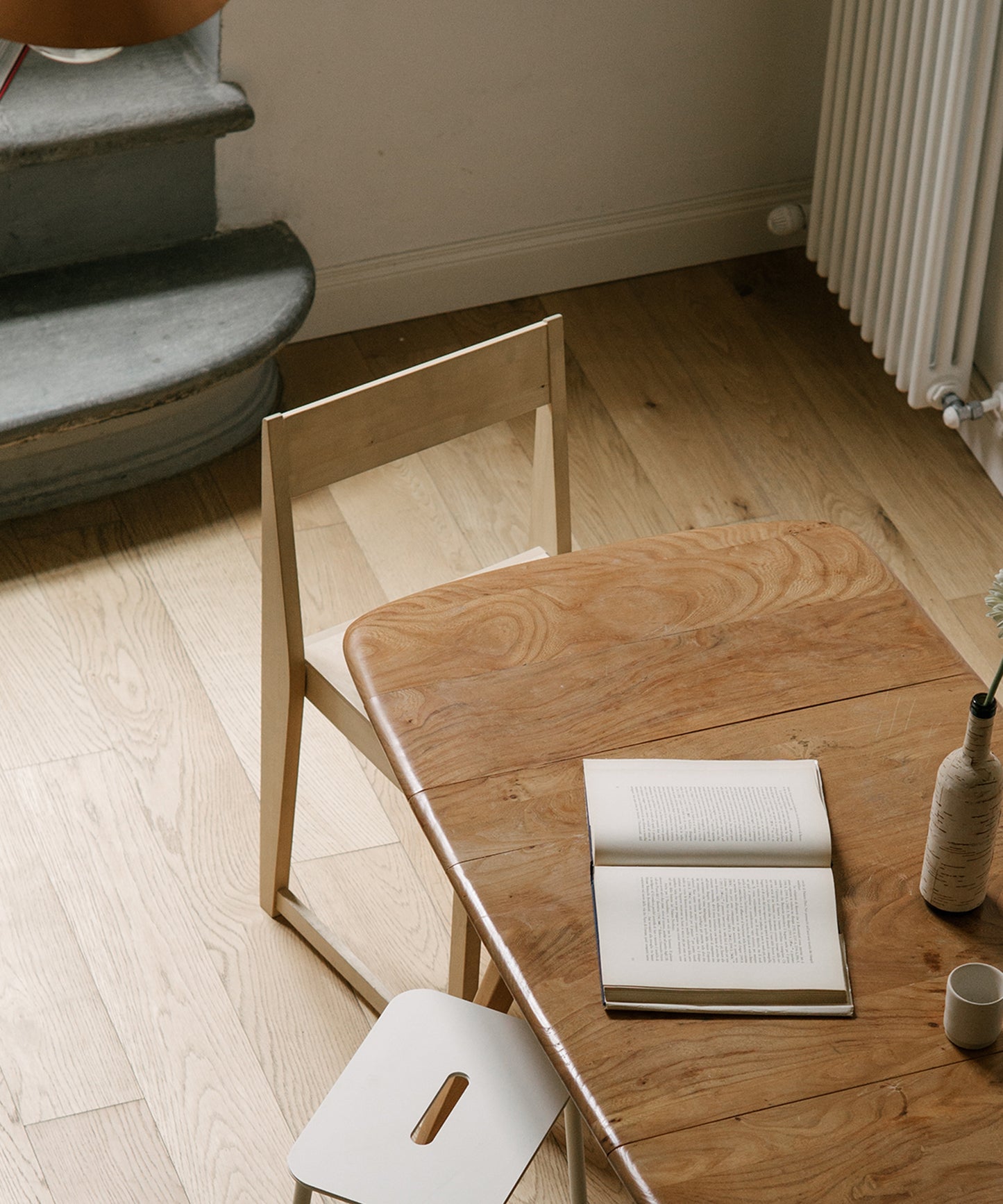 Chair 01