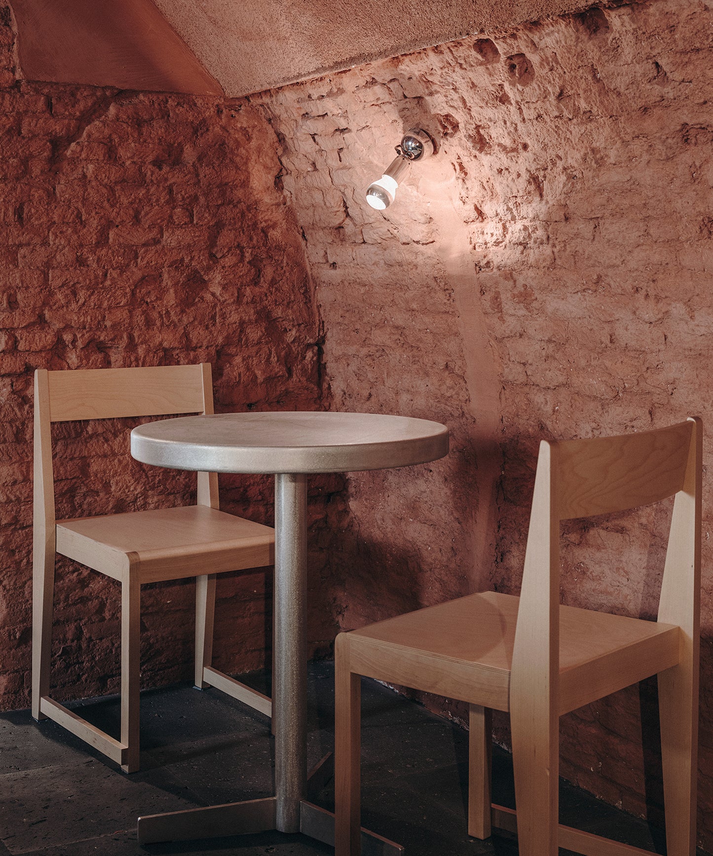 Chair 01