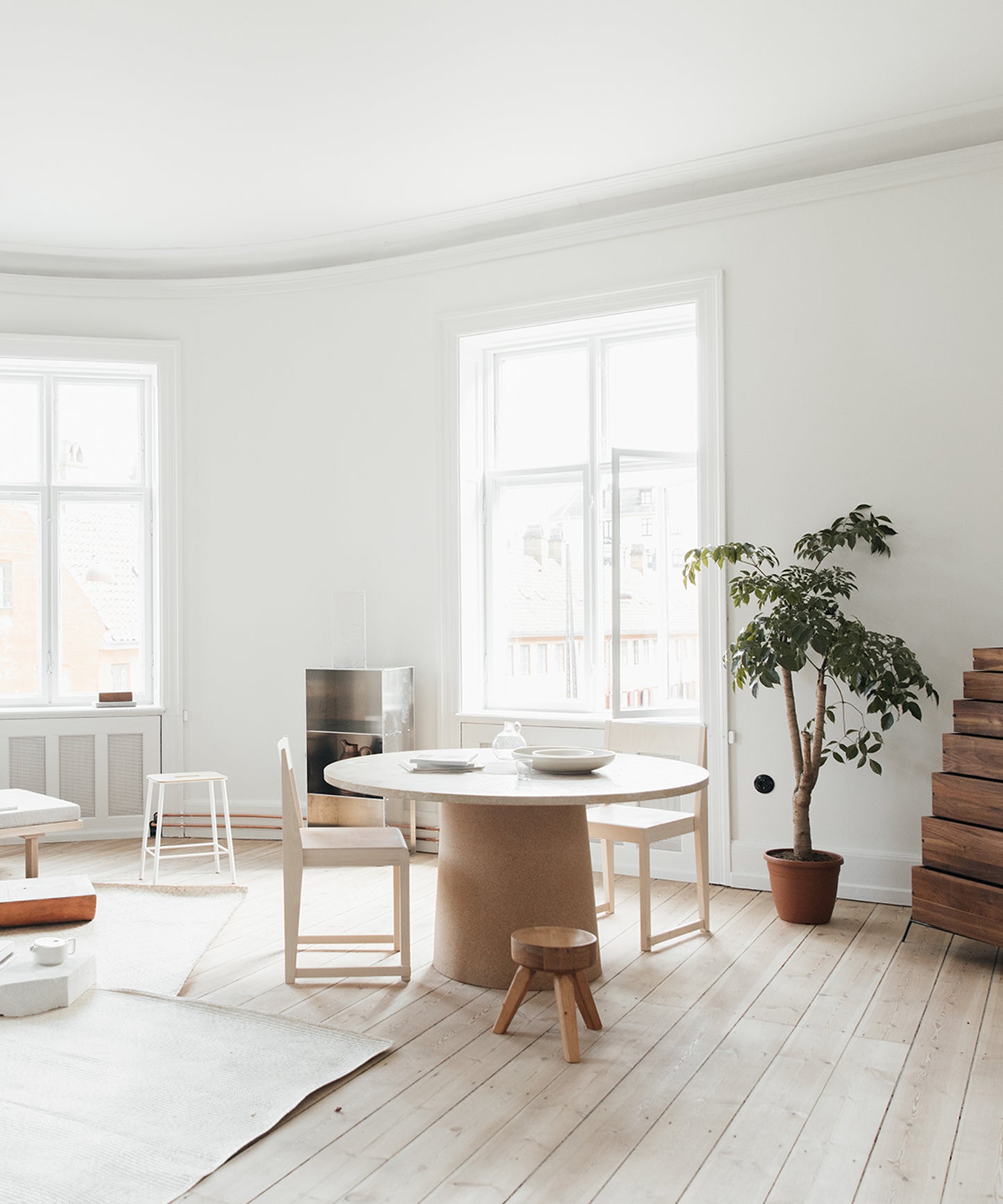 Chair 01