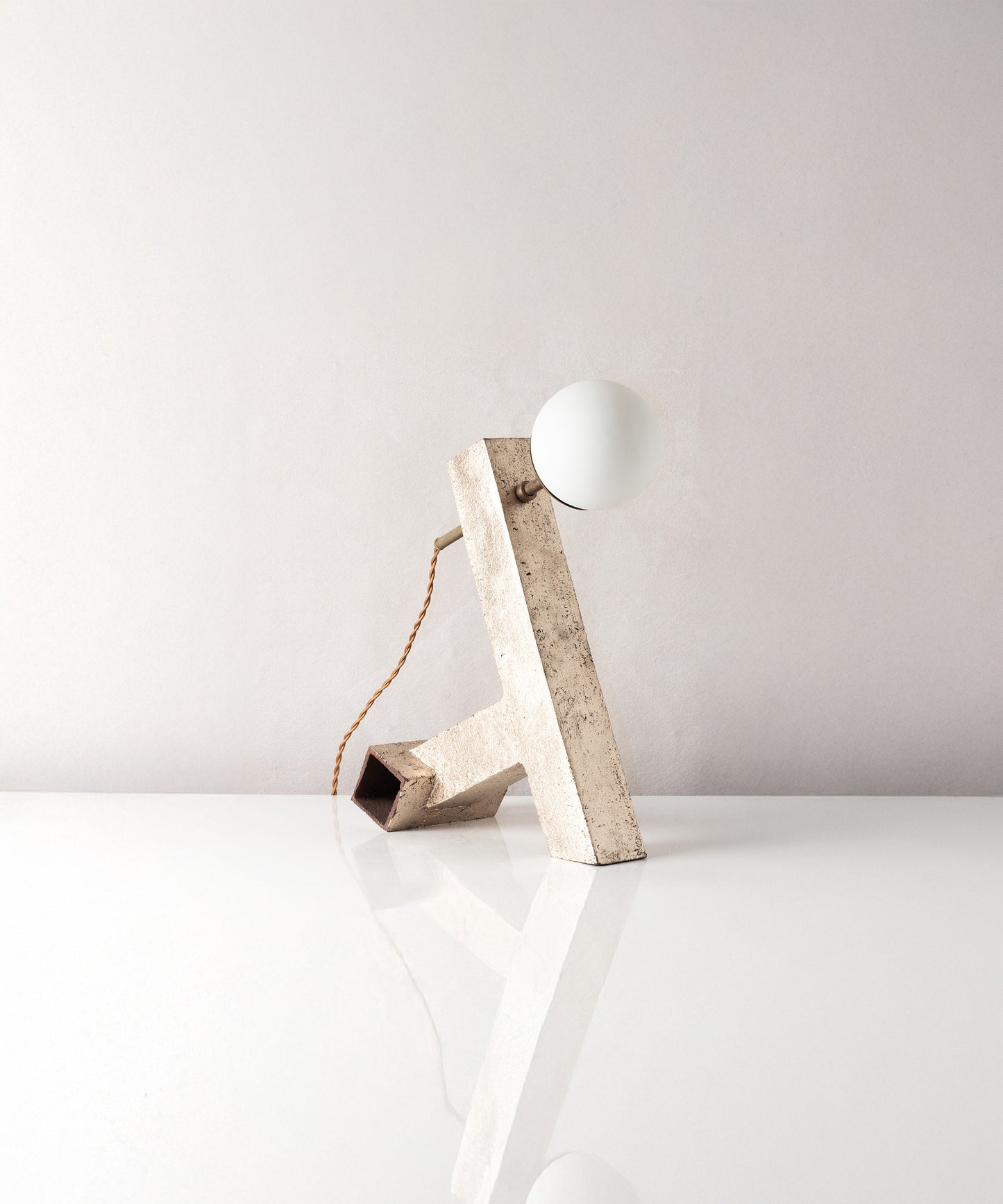 Conduit Anchor Lamp