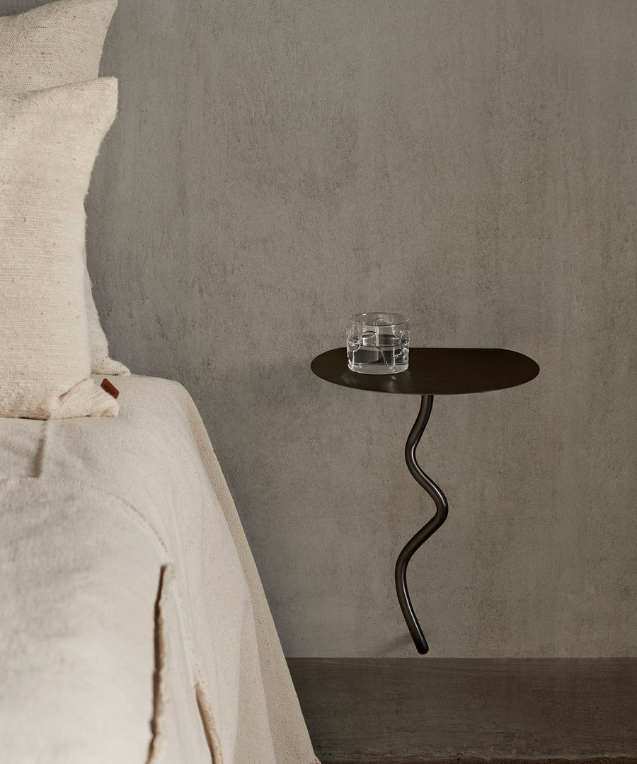Curvature Wall Table
