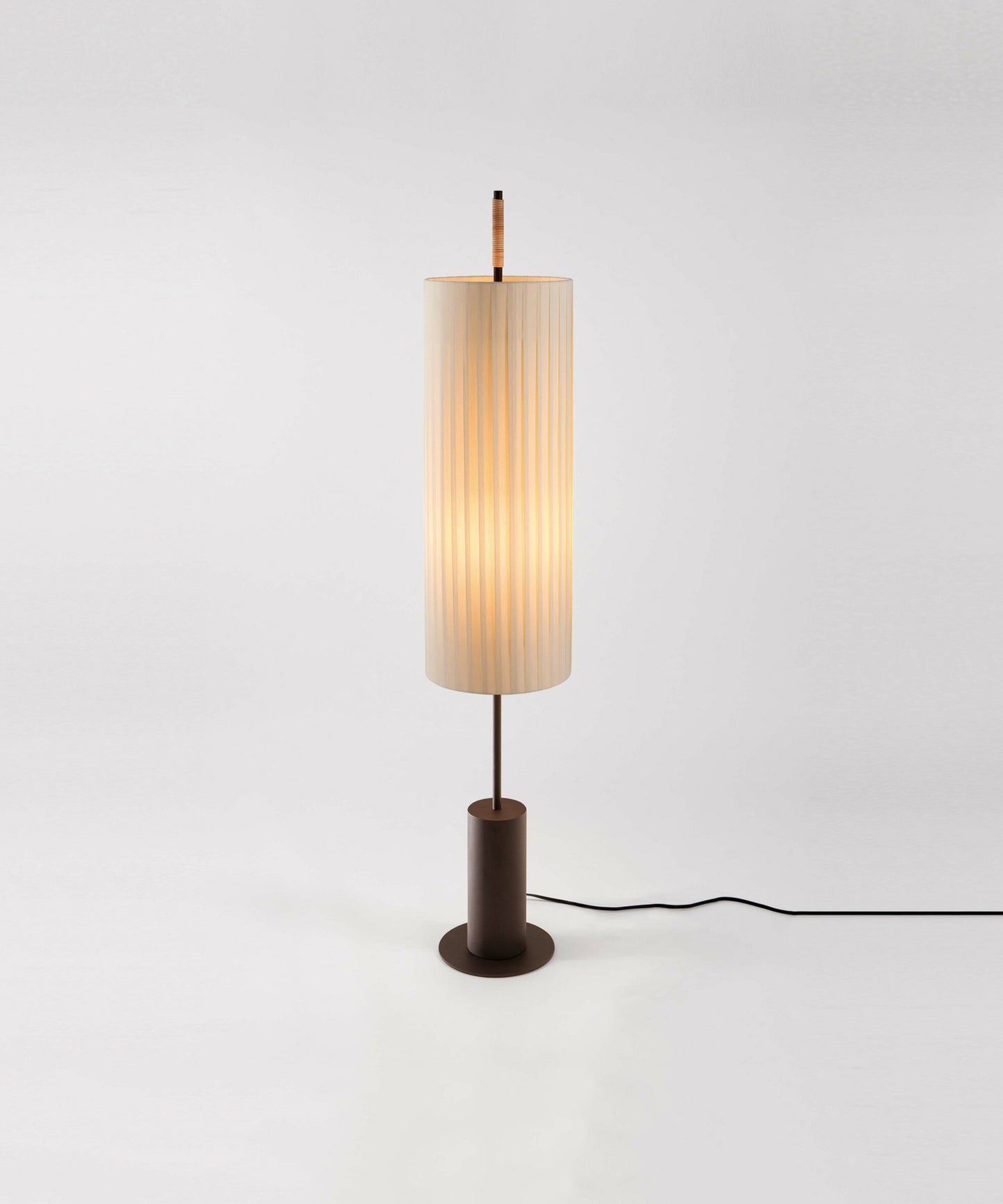 Dorica Floor Lamp