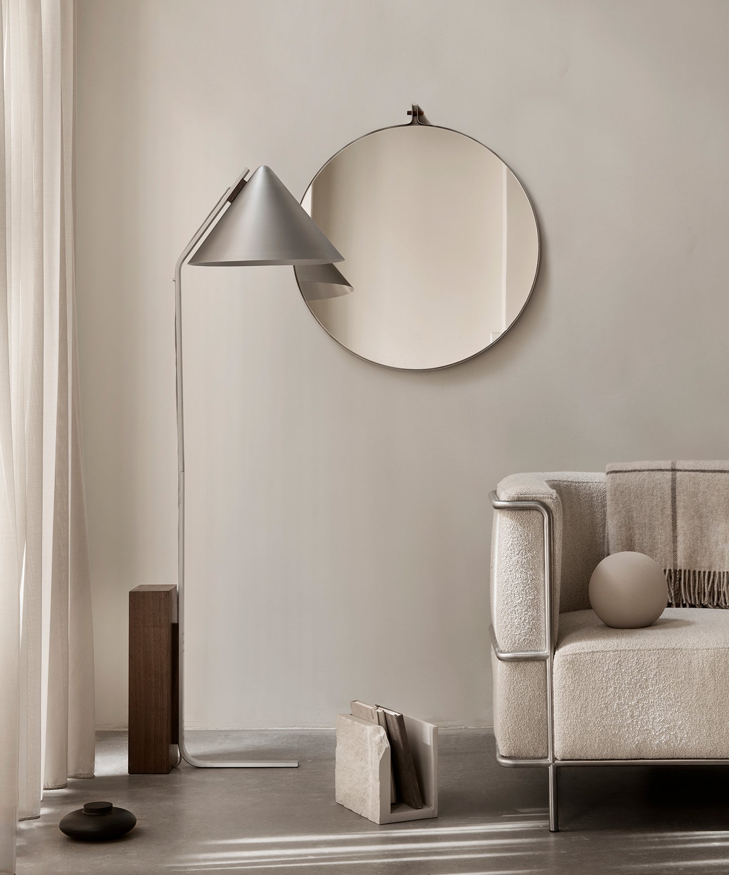 Dowel Mirror Round