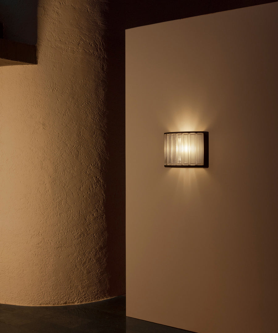 Estadio Wall Lamp