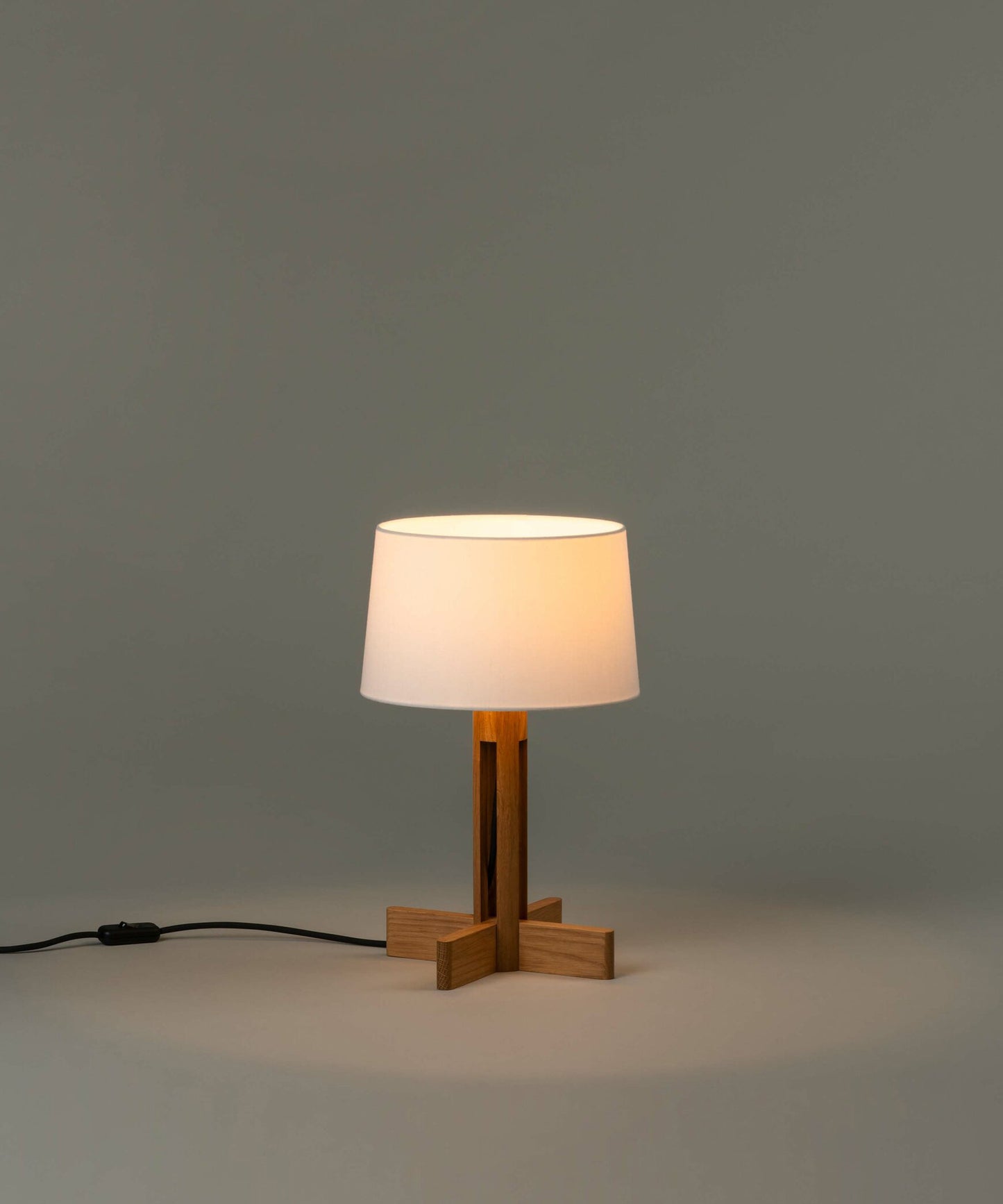 Fad Menor Table Lamp
