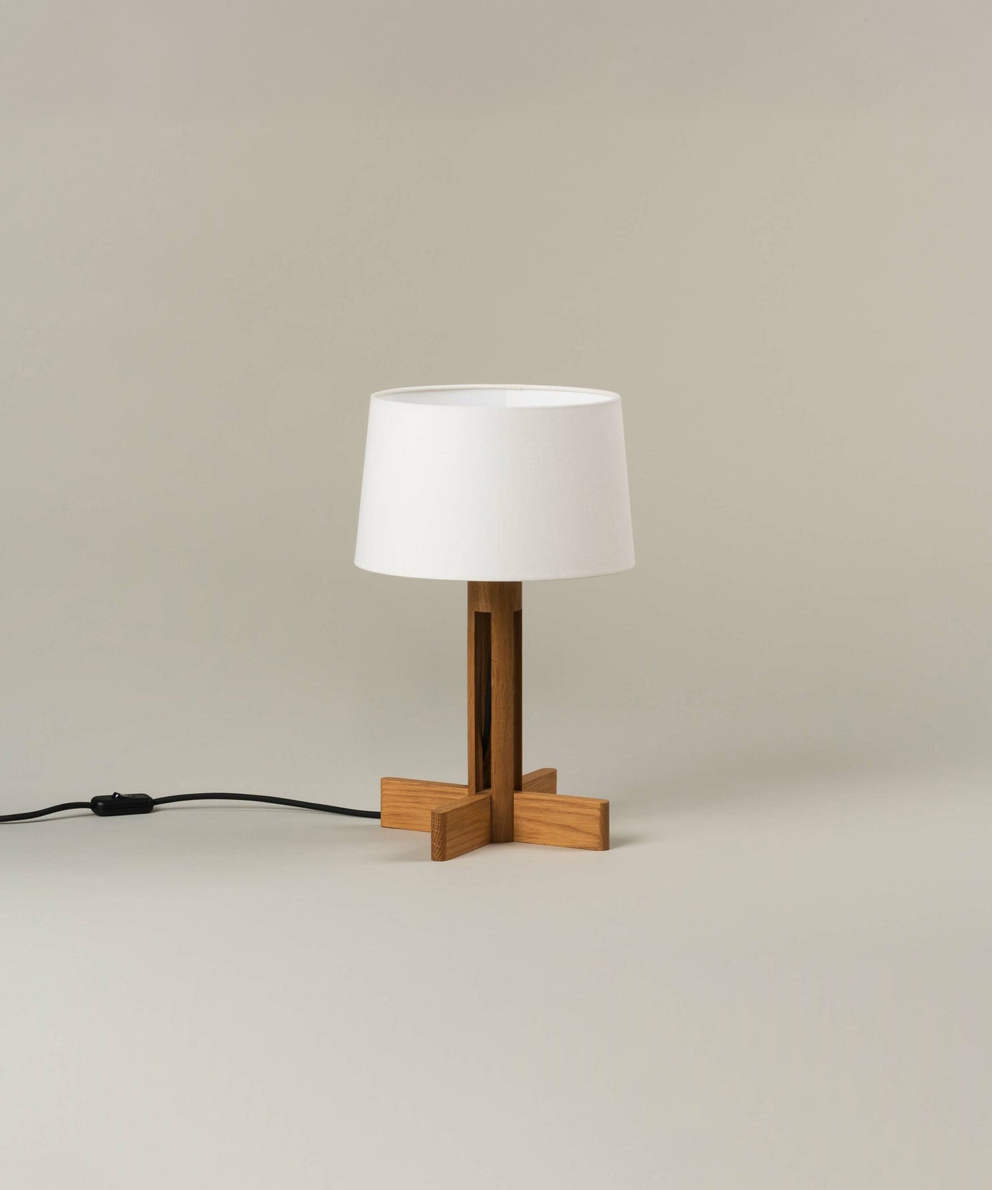 Fad Menor Table Lamp