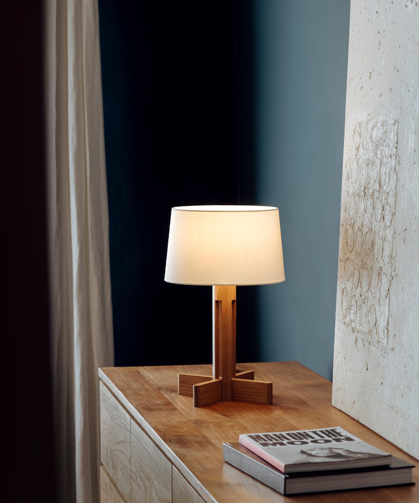Fad Table Lamp