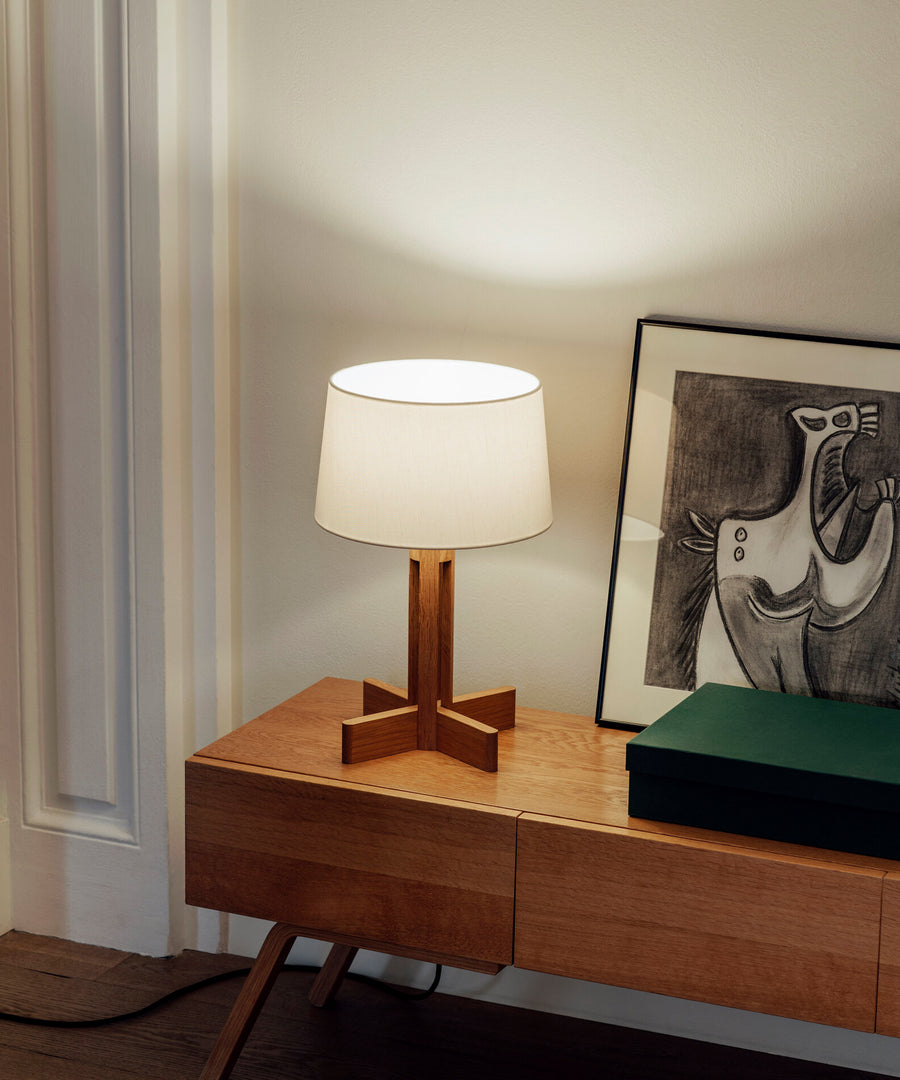 Fad Table Lamp