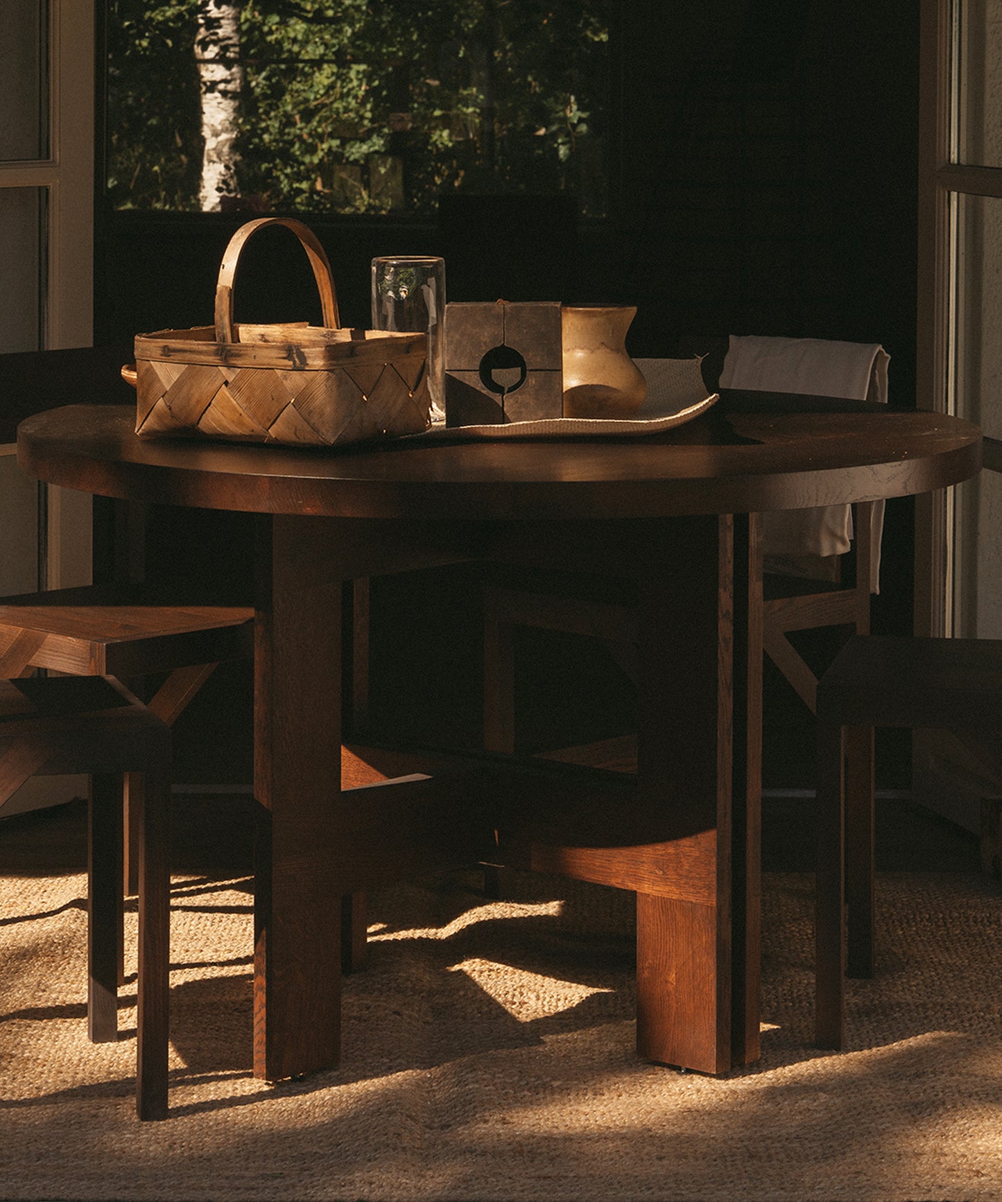 Farmhouse Round Trestle Table