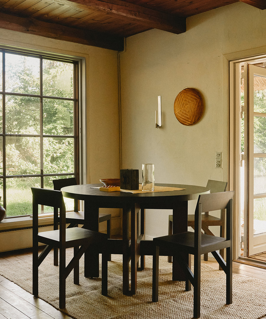 Farmhouse Round Trestle Table