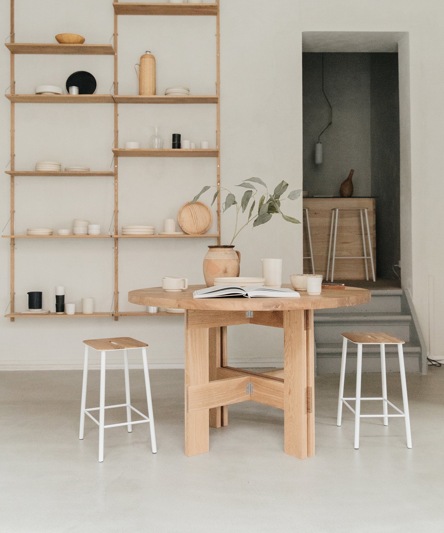 Farmhouse Round Trestle Table