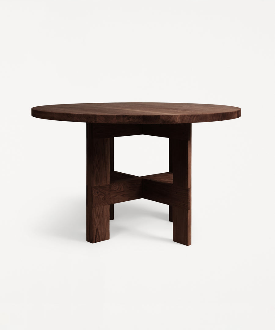 Farmhouse Round Trestle Table