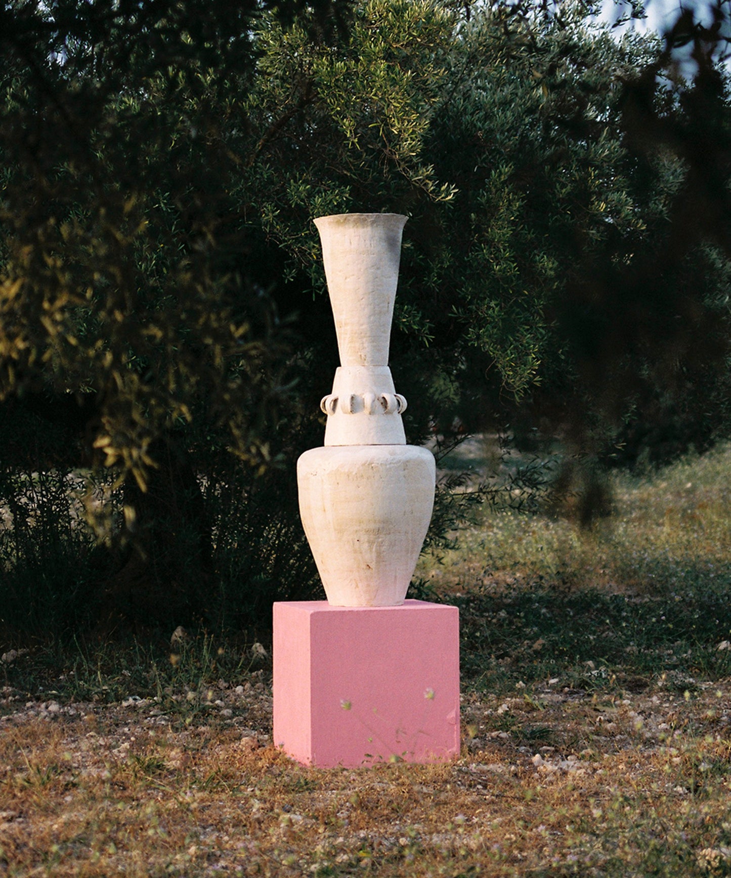 FIG 10 VASE