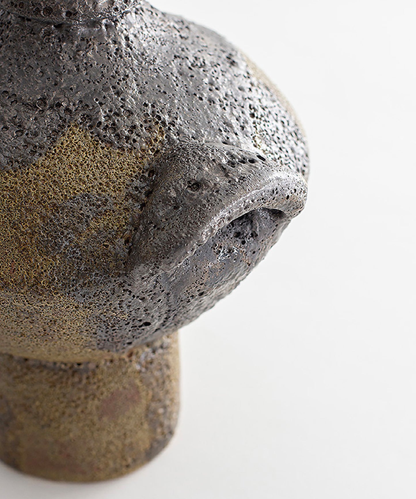 FIG 15 VASE