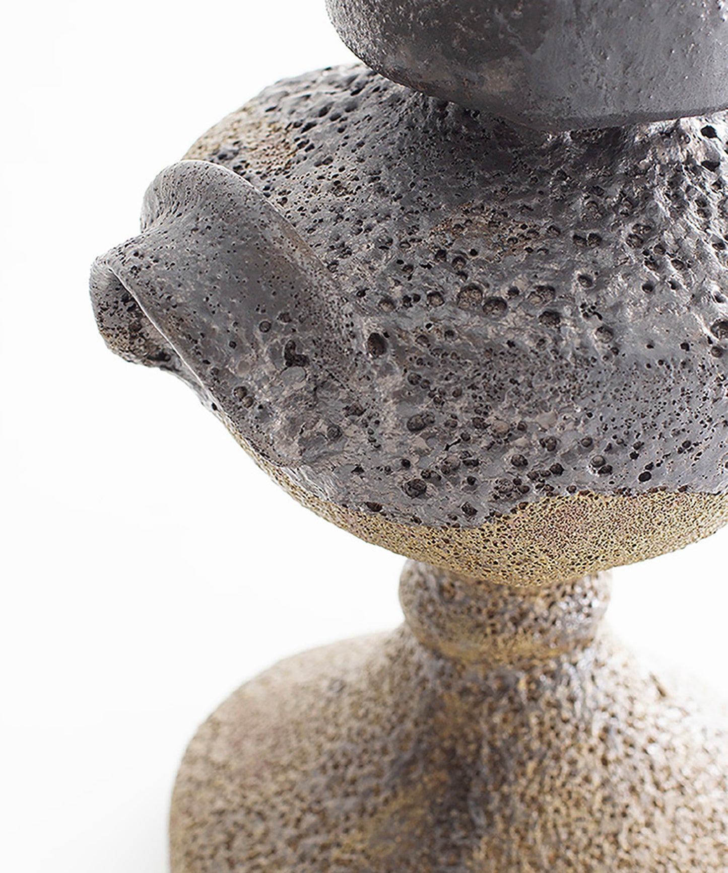 FIG 16 VASE